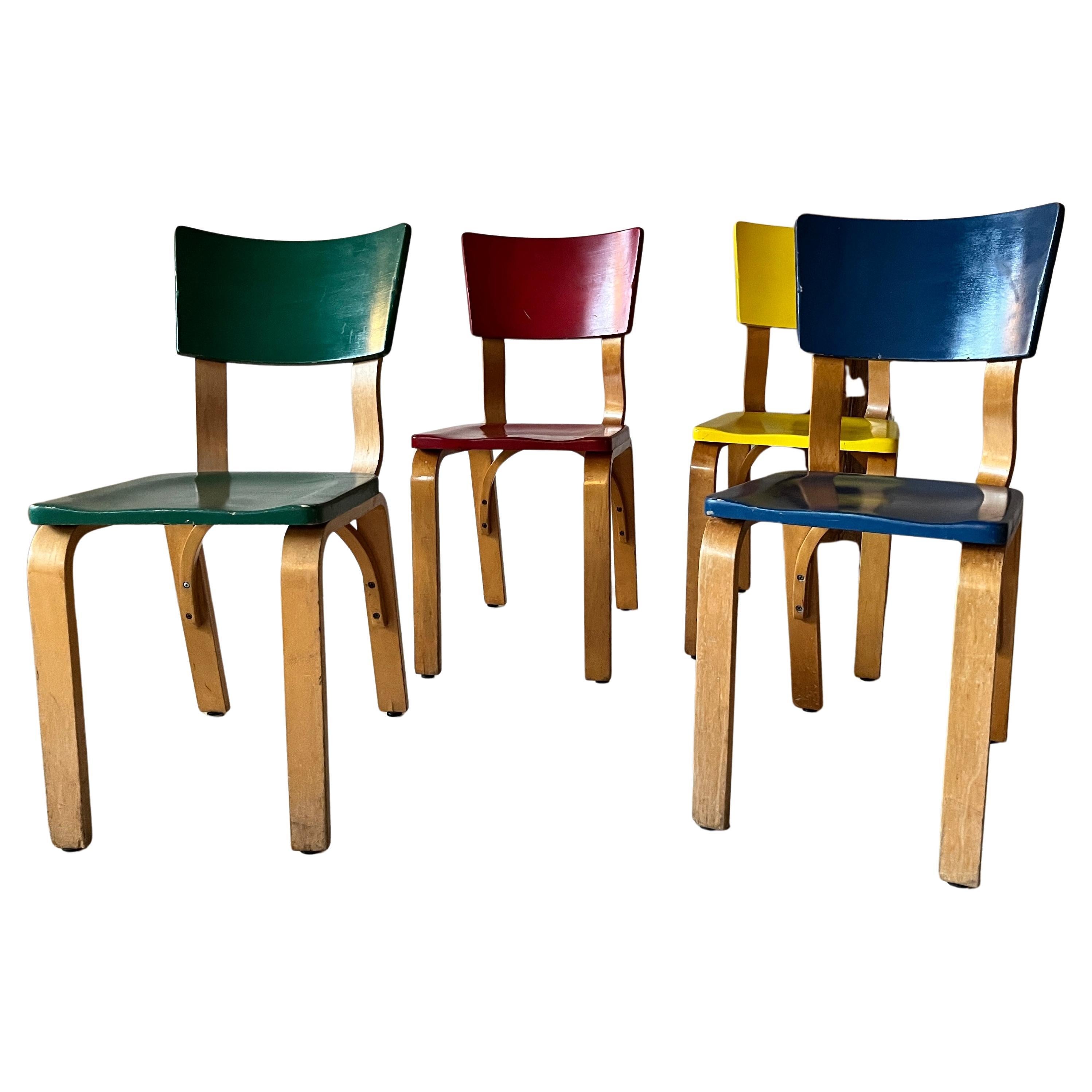 Set of Four Thonet 1216-S17-B1 Bent Plywood Saddle Seat Dining Chairs, 1940s For Sale