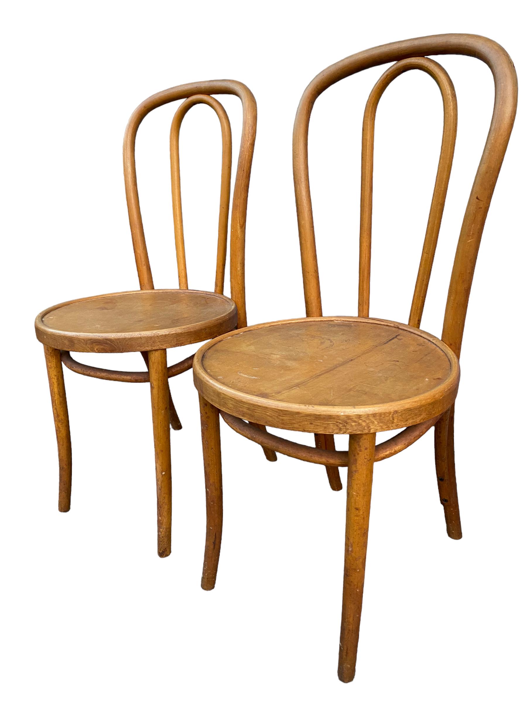 European Set of four Thonet Bentwood Bistro Dining Chairs No. 18