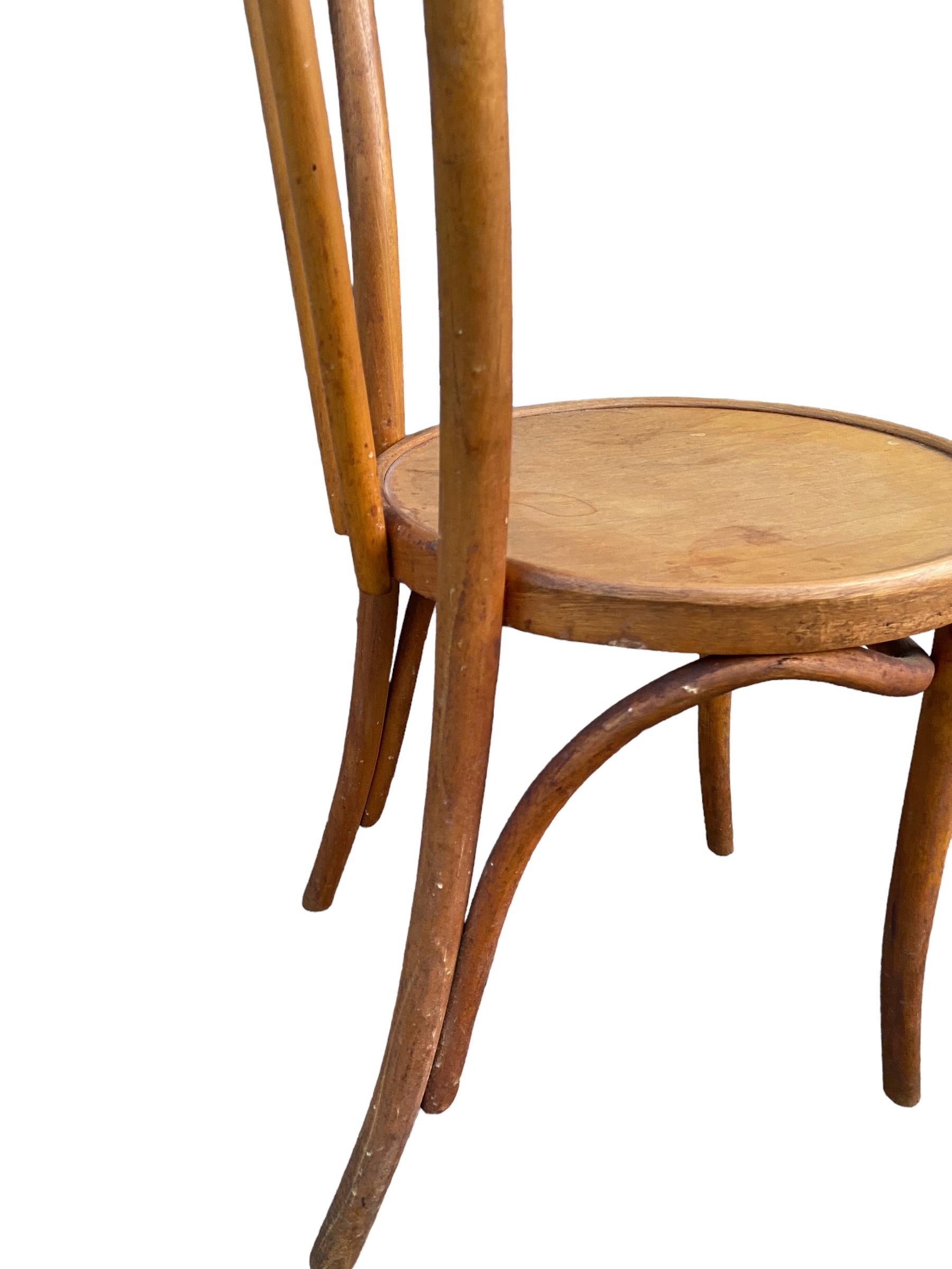 Beech Set of four Thonet Bentwood Bistro Dining Chairs No. 18