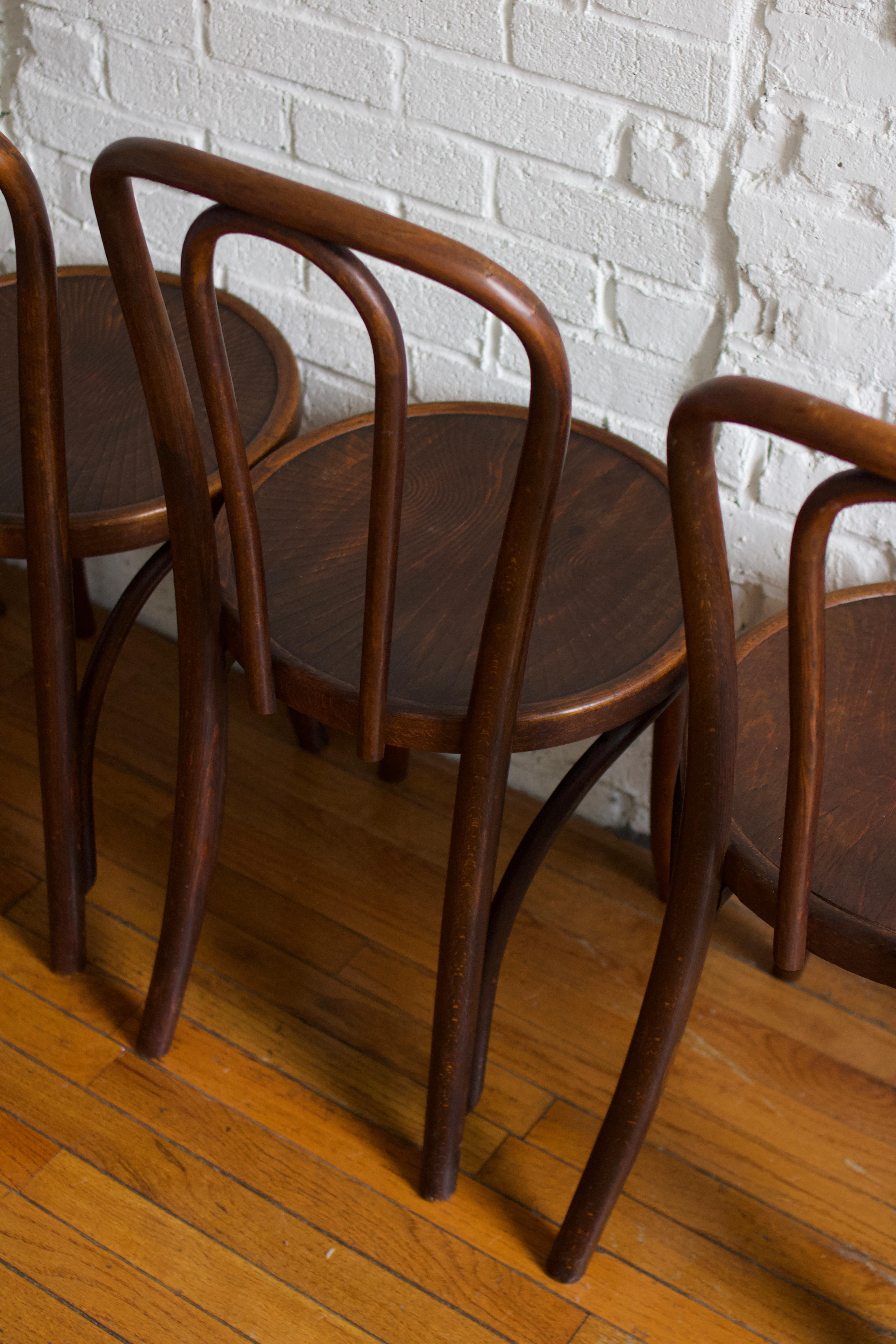 Set of Four Thonet Bentwood No. 18 Chairs, 1960s 4