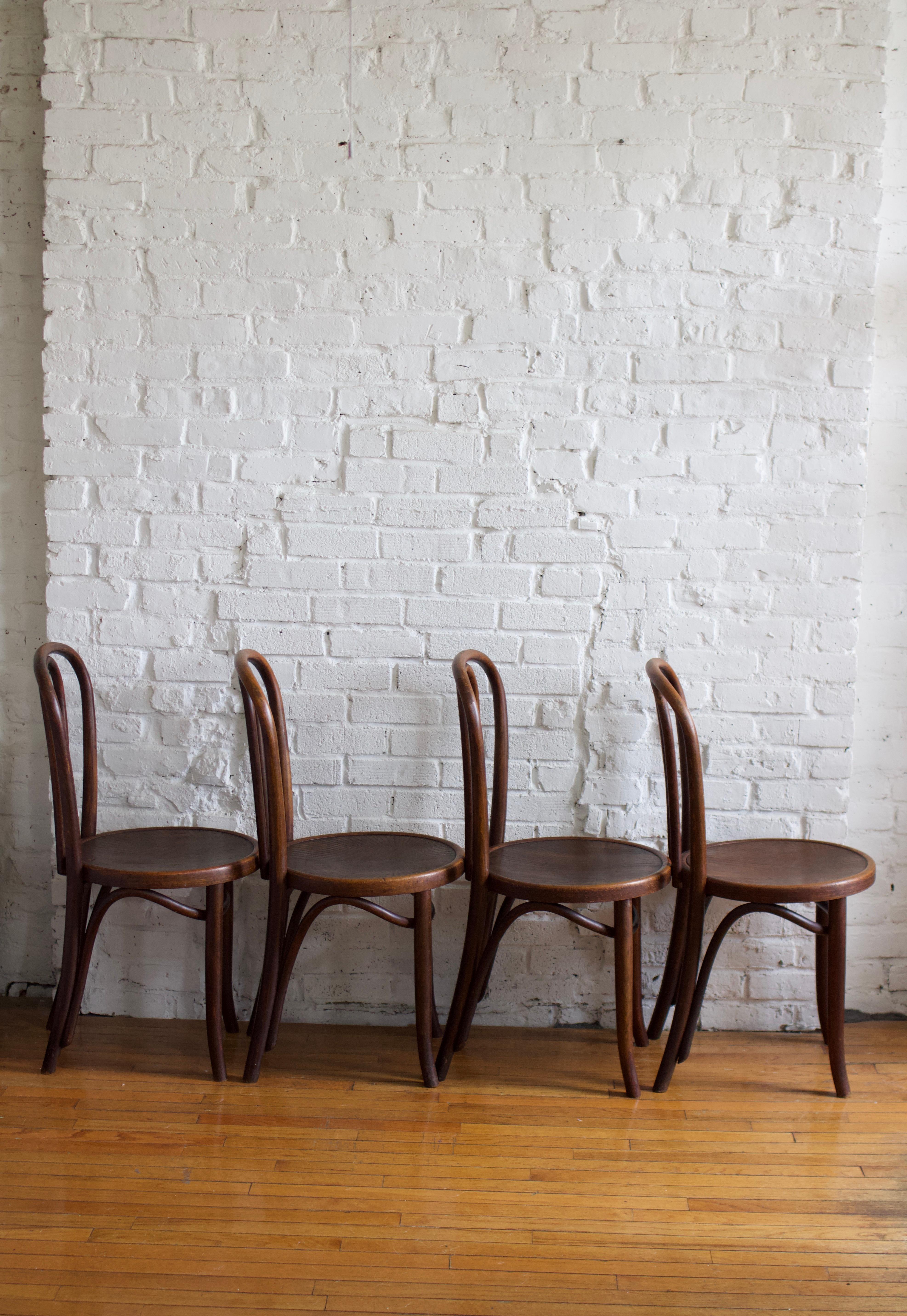 Mid-Century Modern Set of Four Thonet Bentwood No. 18 Chairs, 1960s