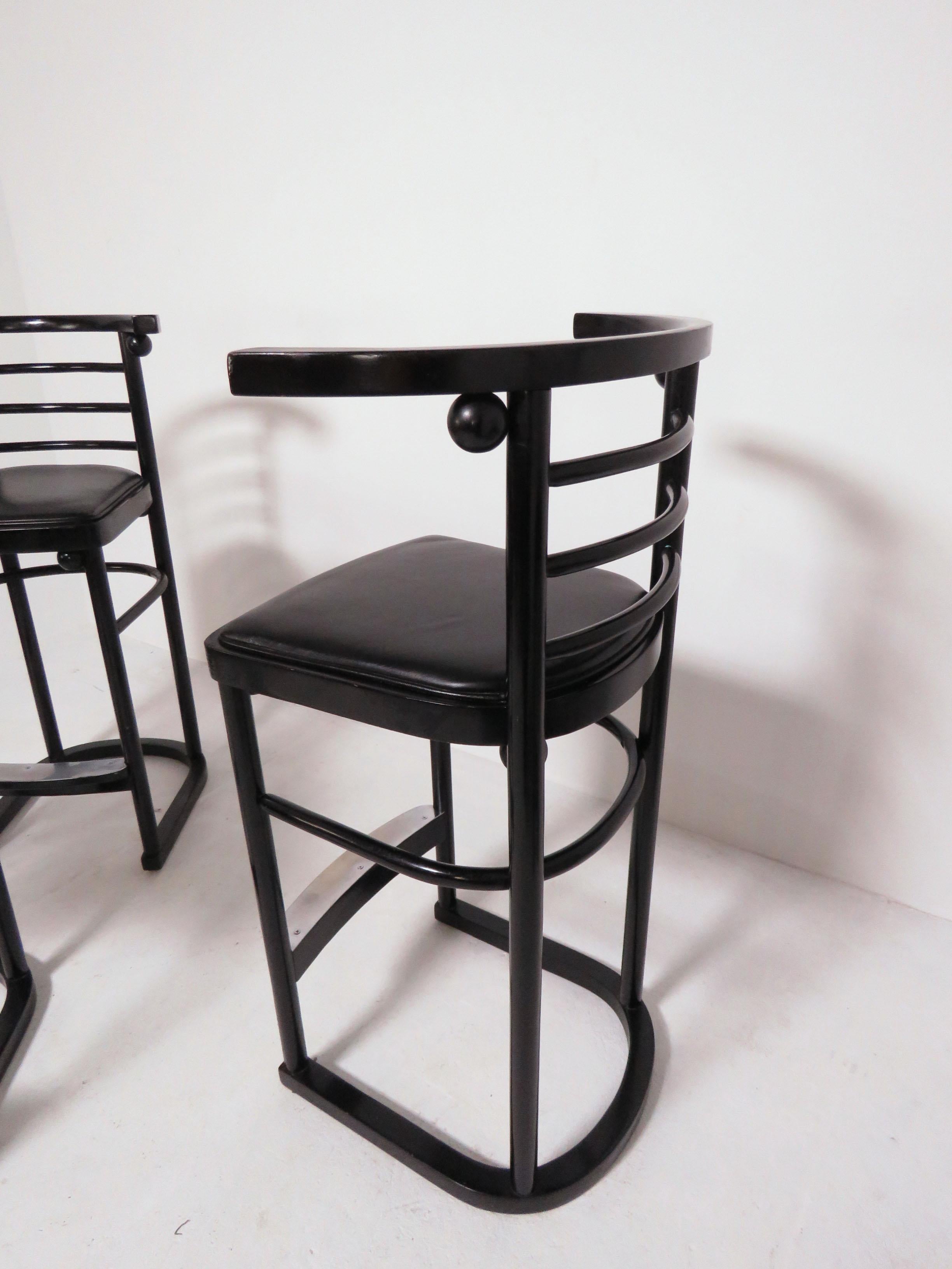 Set of Four Thonet Fledermaus Cabaret Bar Stools by Josef Hoffman In Good Condition In Peabody, MA