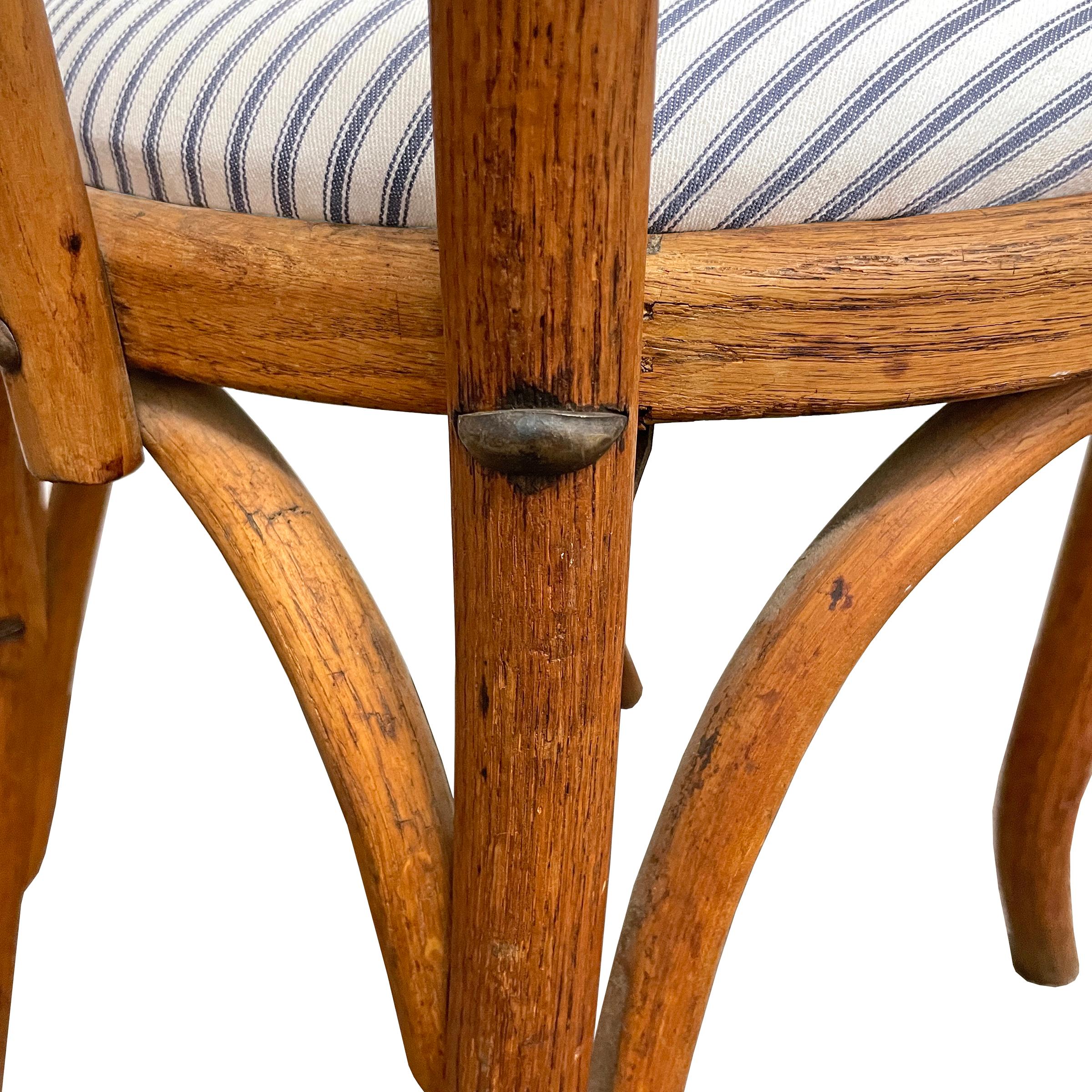 19th Century Set of Four Thonet No. 18 Bentwood Chairs