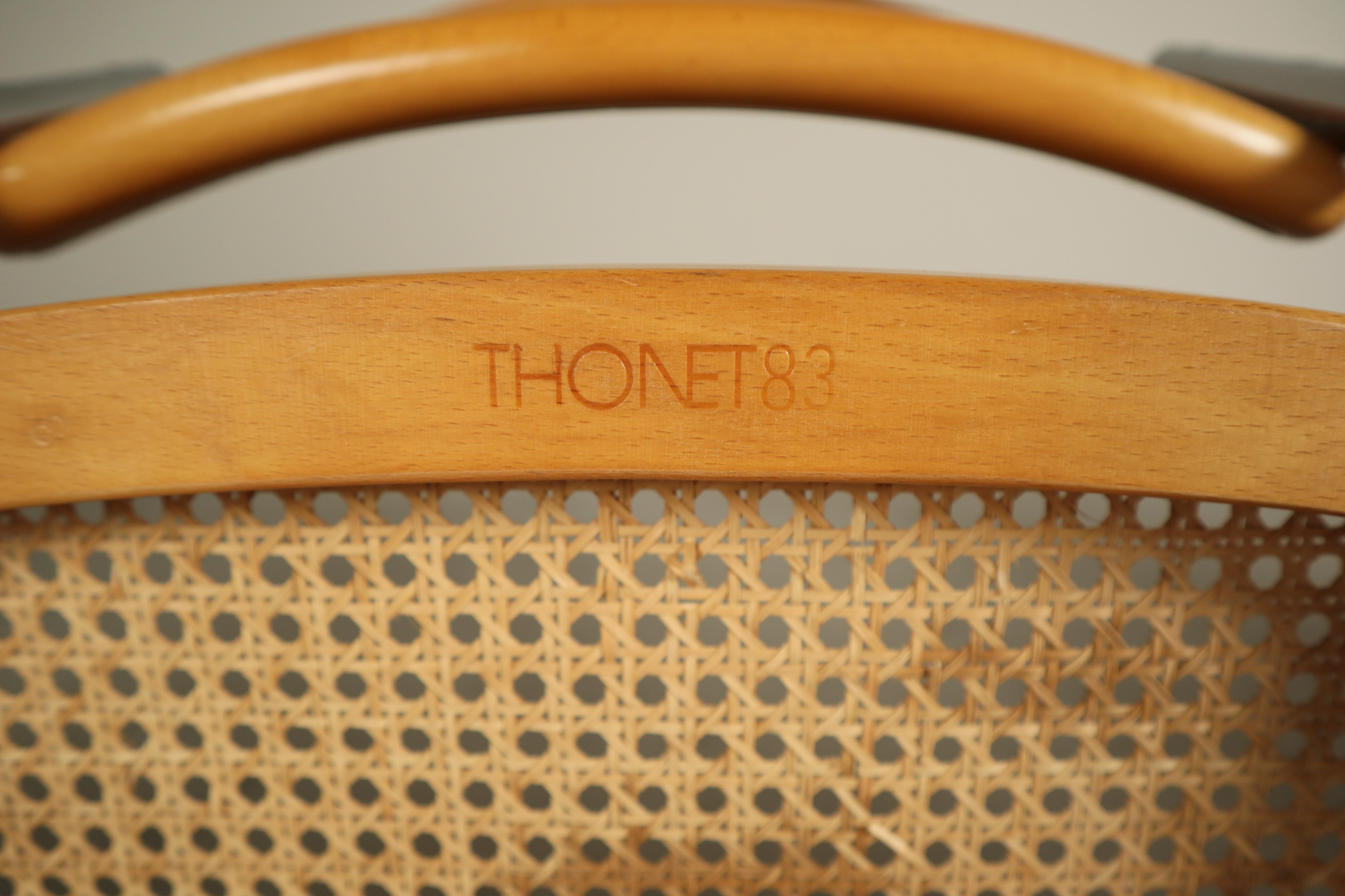 Set of four Thonet S32 Chairs by Marcel Breuer, 1983 - Bauhaus classic in beech en Bueno estado para la venta en Langemark-Poelkapelle, BE