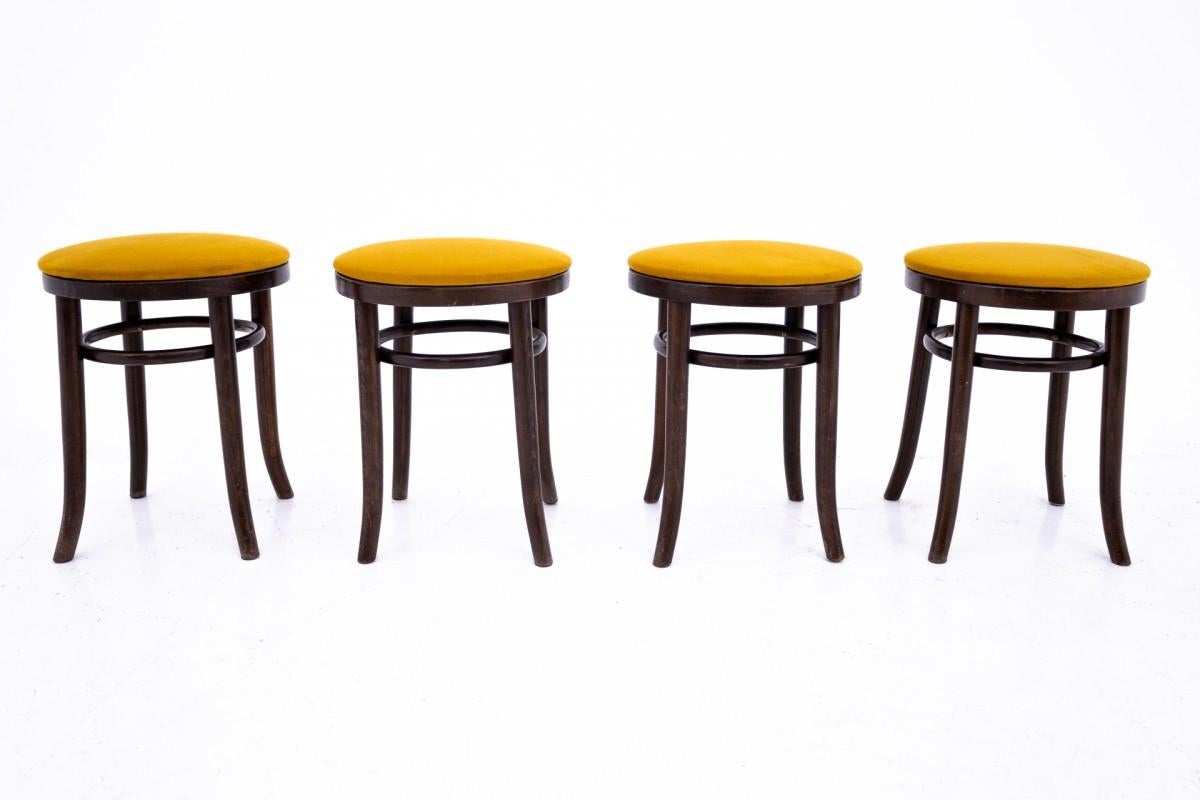 Set of four Thonet stools, Germany, 1930s. After renovation.8608 For Sale 4