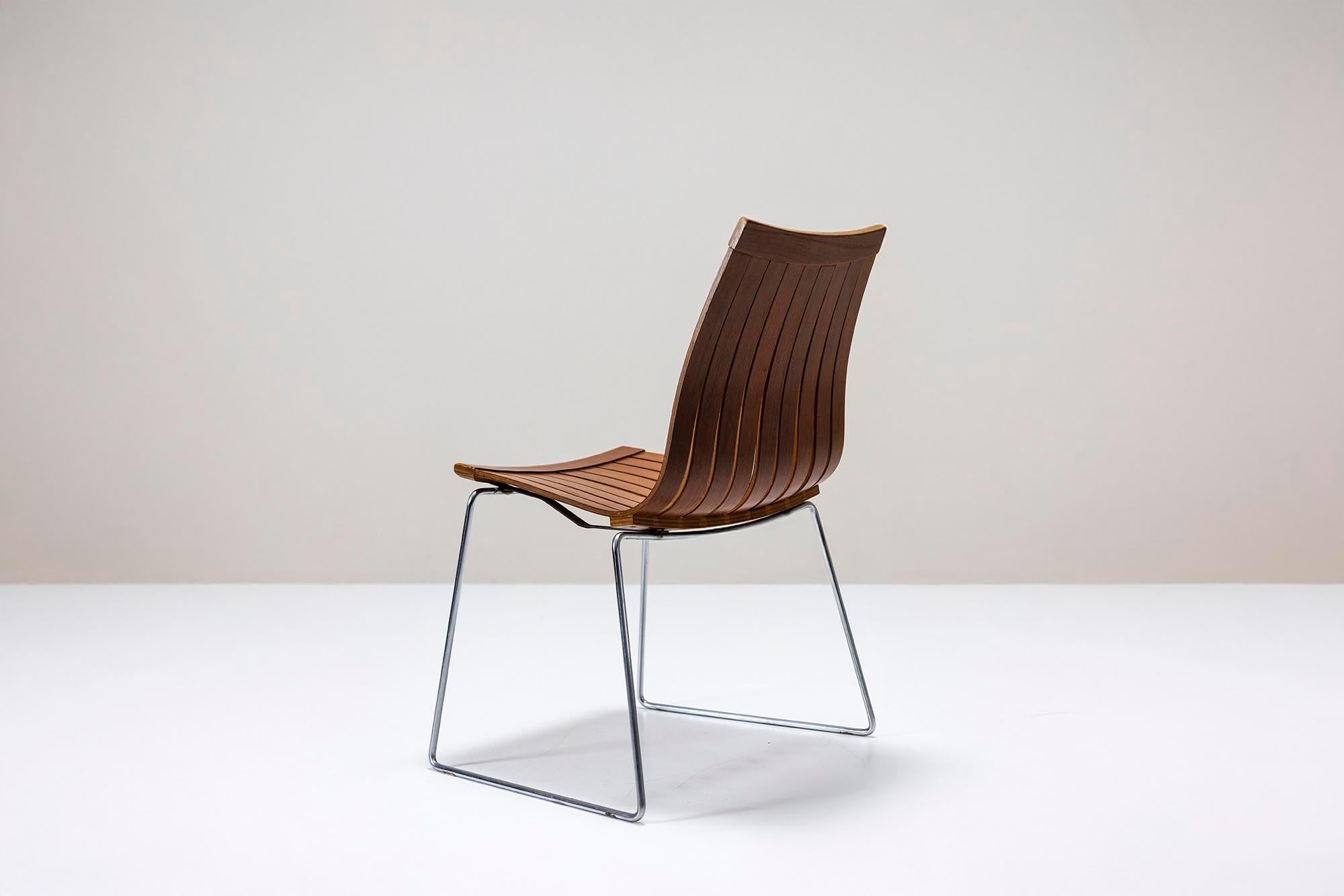 Set of Four Tønnestav Dining Chairs by Kjell Richardsen for Tynes Møbelfabrikk For Sale 1