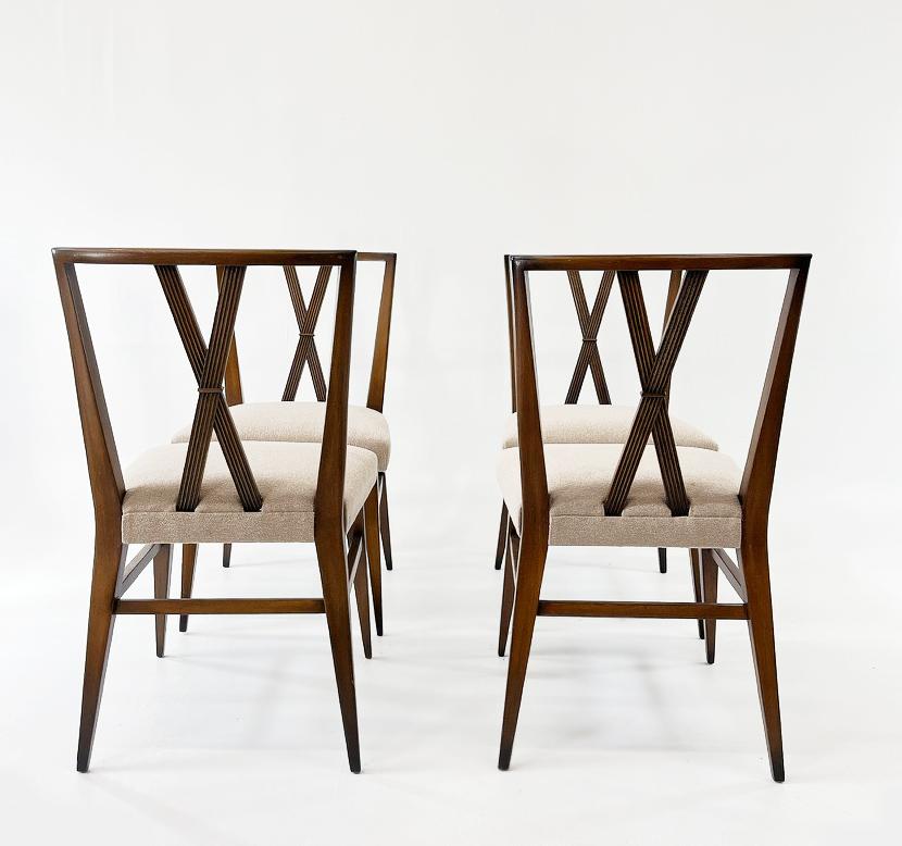 Mid-Century Modern Ensemble de quatre chaises de salle à manger Tommi Parzinger, vers 1950 en vente