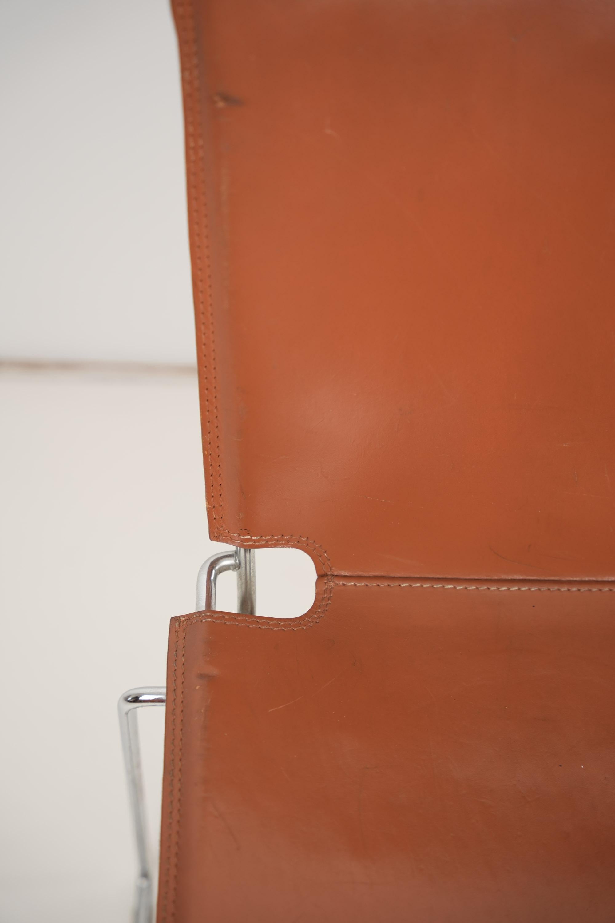 Ensemble de quatre chaises Toyoda Hiroyuki pour ICF Pelle Leather 1970 en vente 4