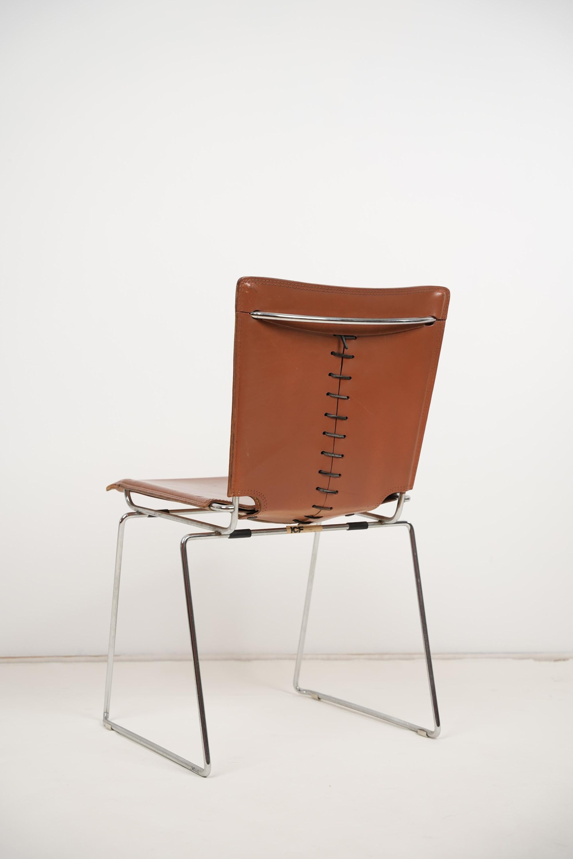 Ensemble de quatre chaises Toyoda Hiroyuki pour ICF Pelle Leather 1970 en vente 6
