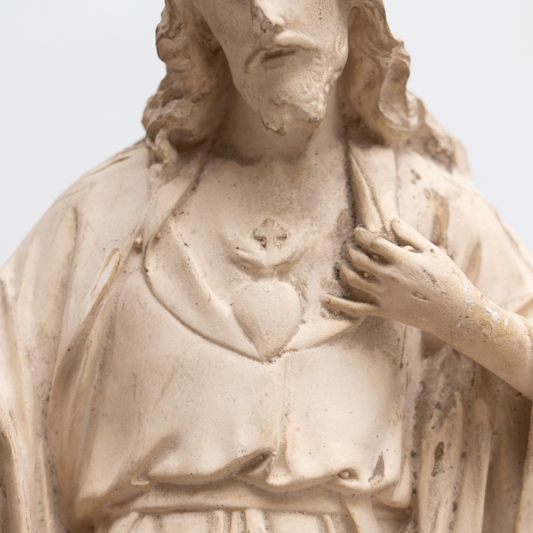 Ensemble de quatre figures traditionnelles en plâtre, vers 1950 en vente 2