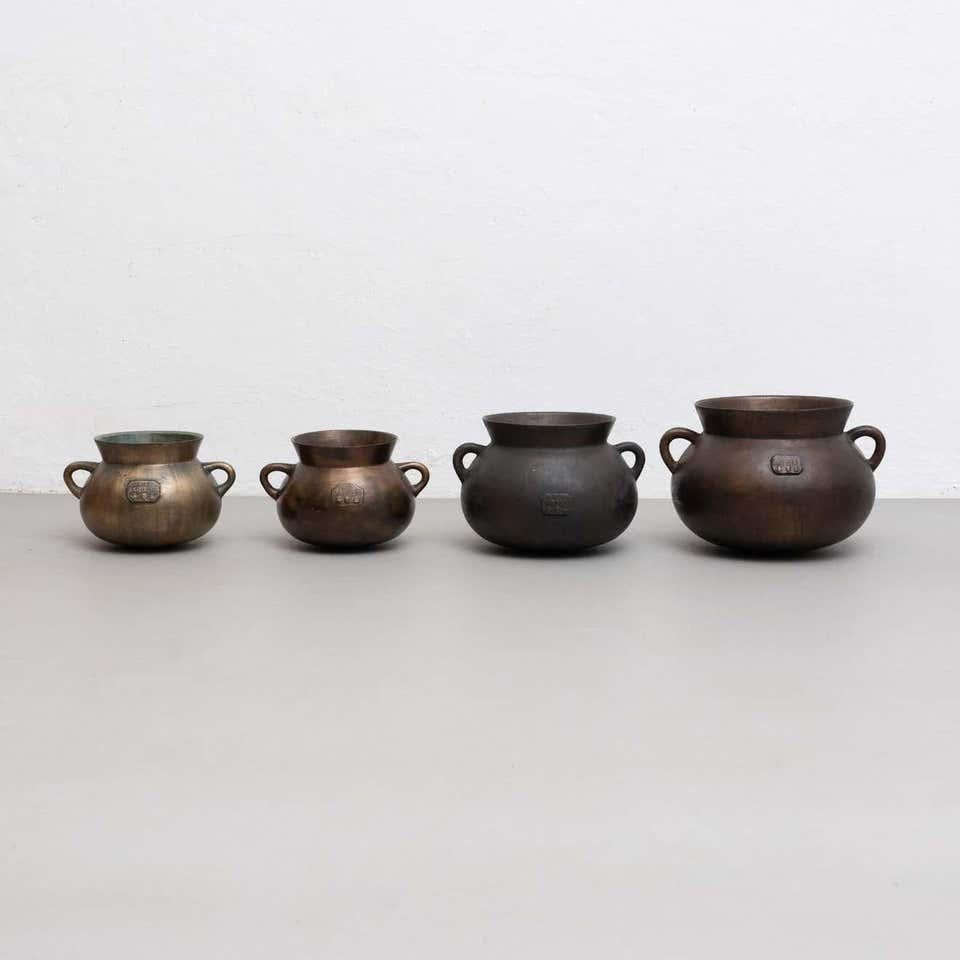 Set of Four Traditional Spanish Bronze Pots For Sale 8