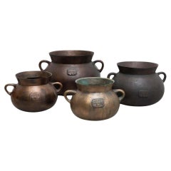 Ensemble de quatre pots traditionnels espagnols en bronze