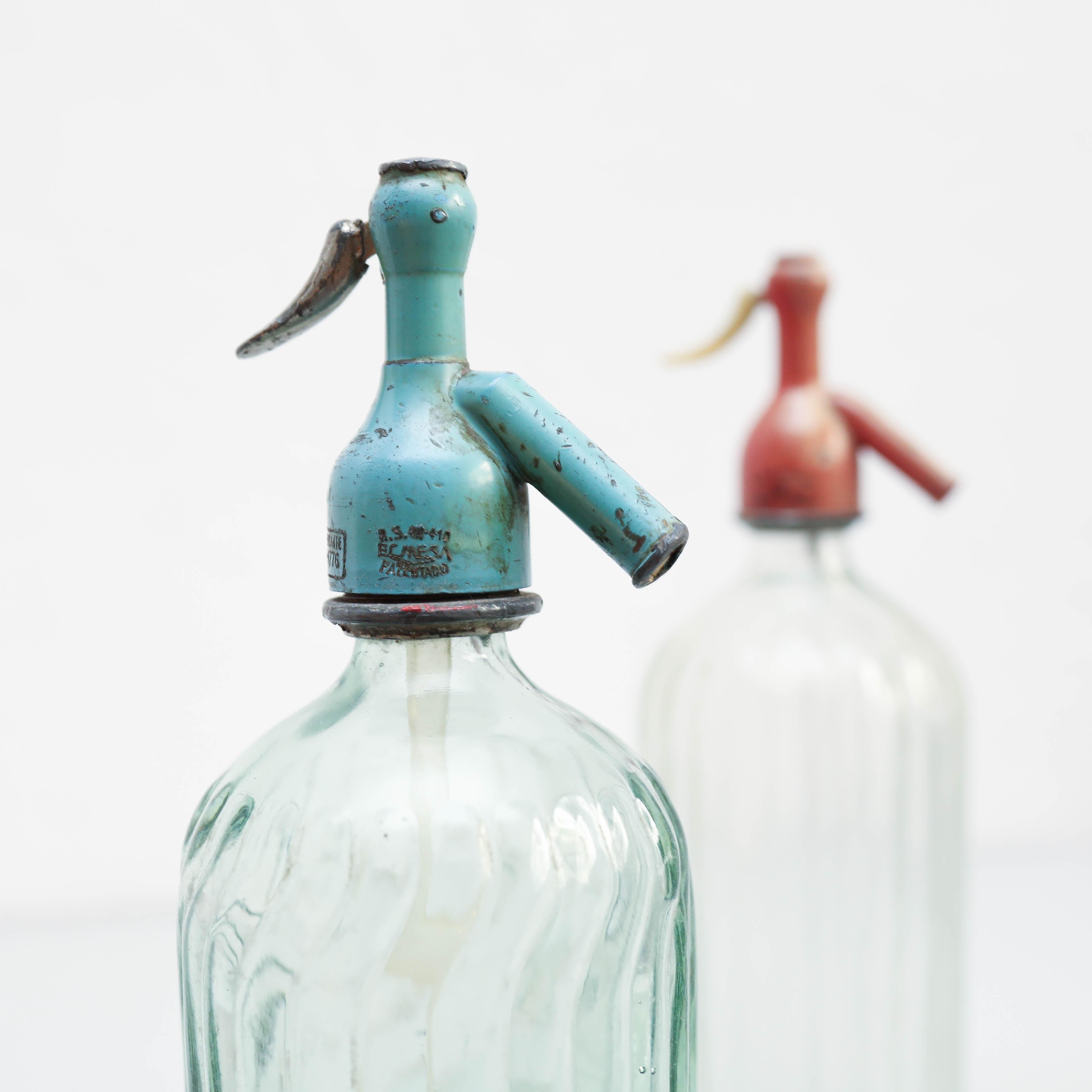 Juego de cuatro sifones de soda españoles tradicionales de época, circa 1970 finales del siglo XX en venta