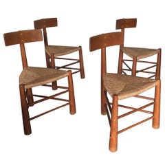 Chaises en bois