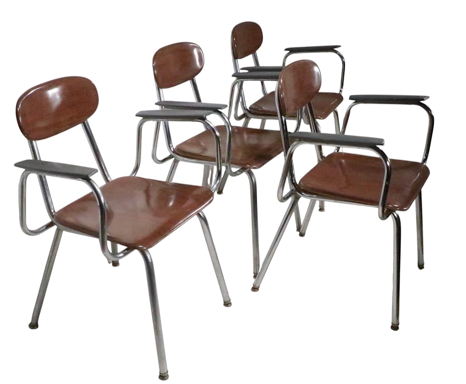 Vierer-Set aus Chrom und Kunststoff  Mid Century Industrial School Stühle im Angebot 9