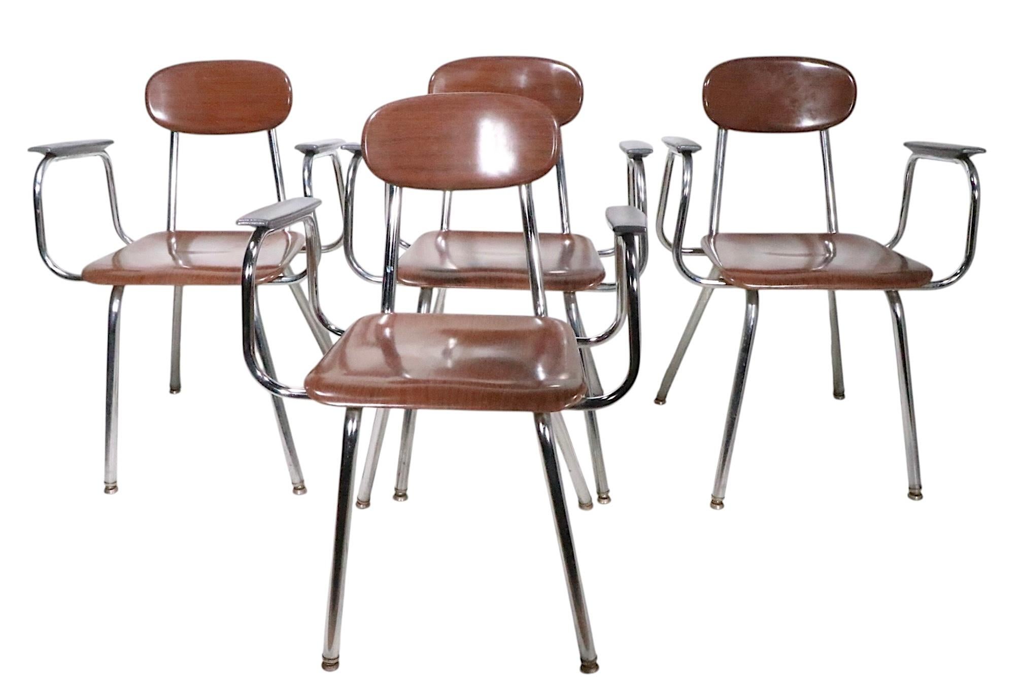 Vierer-Set aus Chrom und Kunststoff  Mid Century Industrial School Stühle im Angebot 1