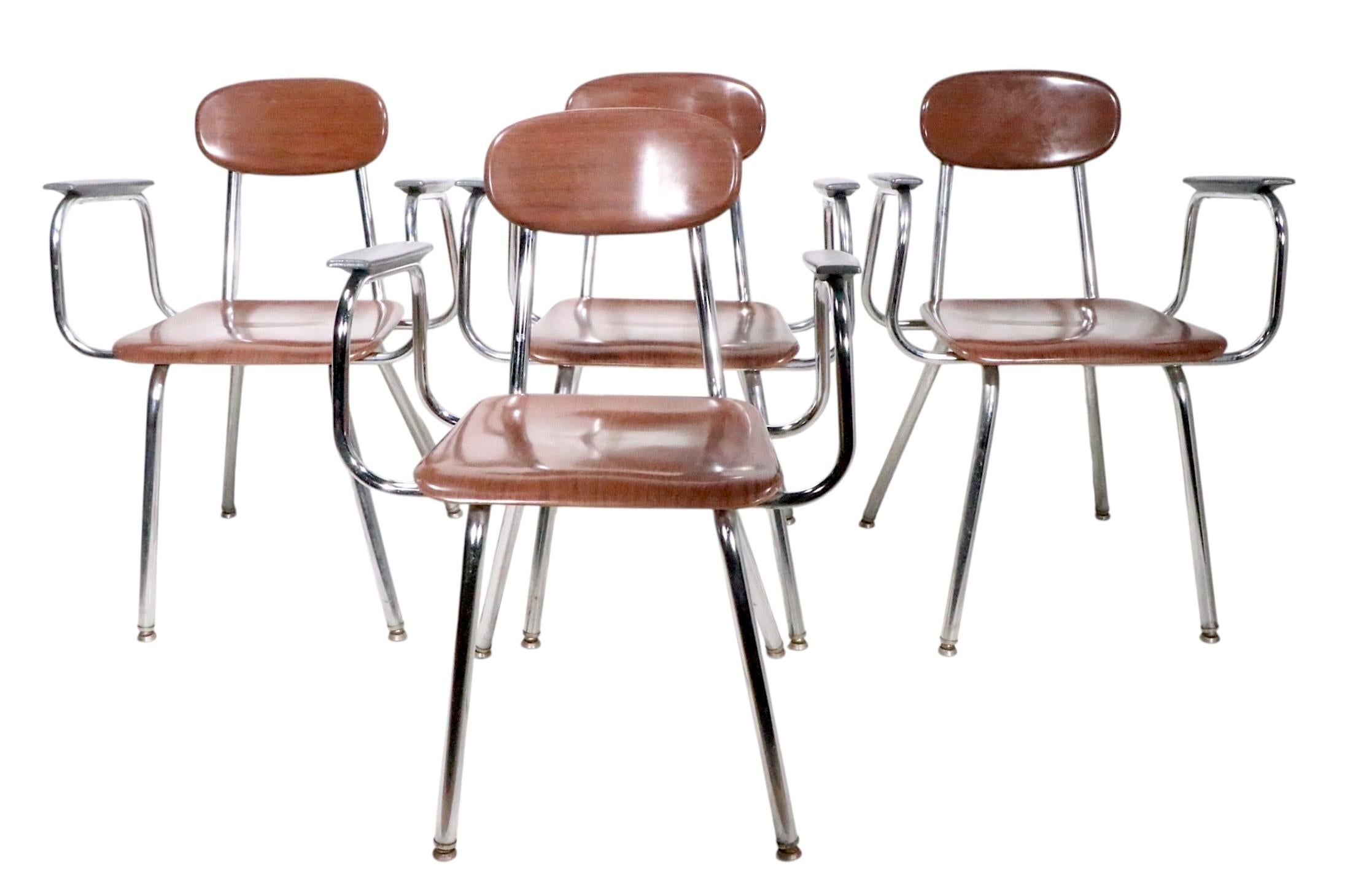 Vierer-Set aus Chrom und Kunststoff  Mid Century Industrial School Stühle im Angebot 3