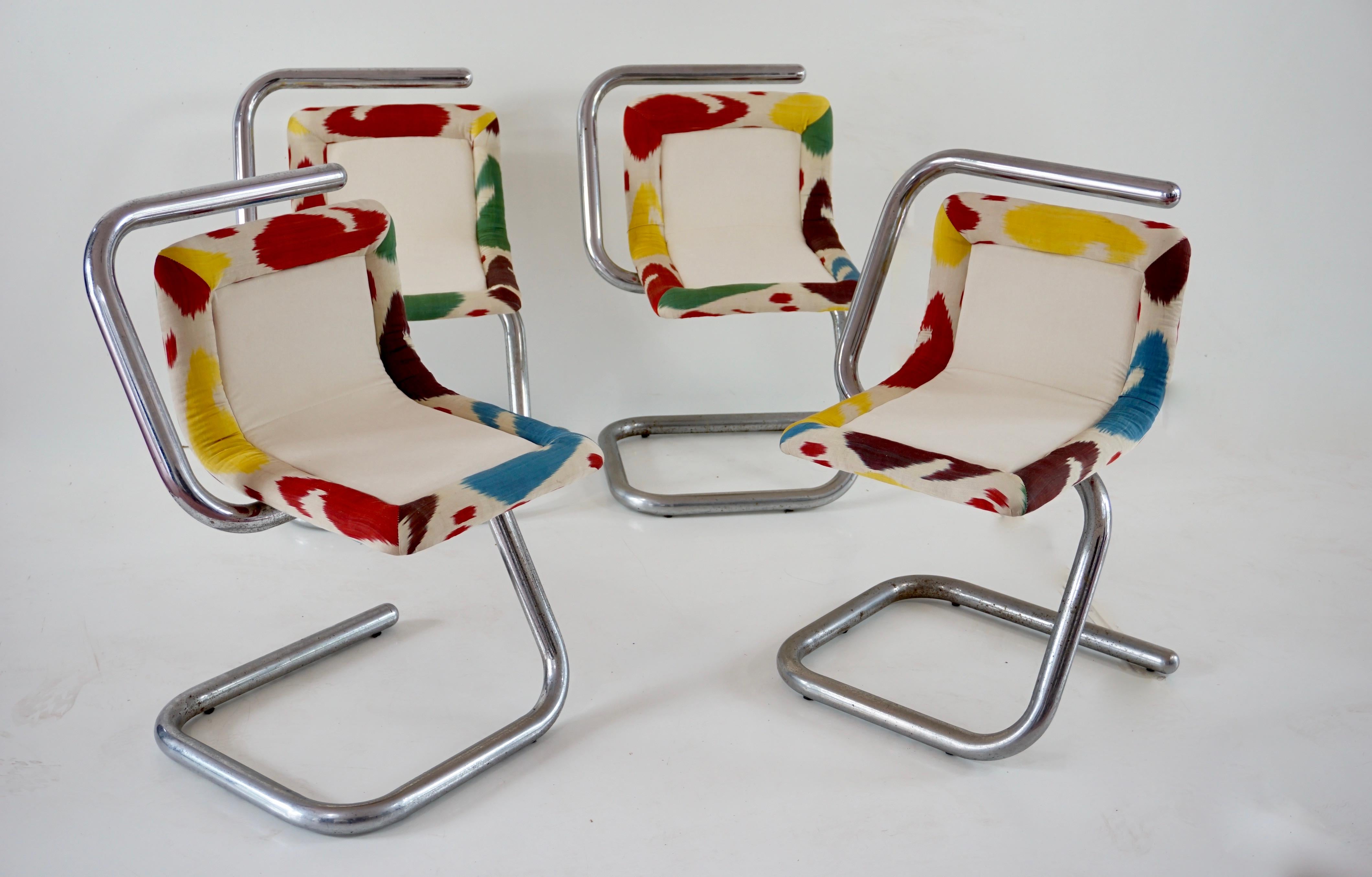 Mid-Century Modern Set of Four Tubular Chrome Chairs, Velvet and Ikat, 1970 For Sale