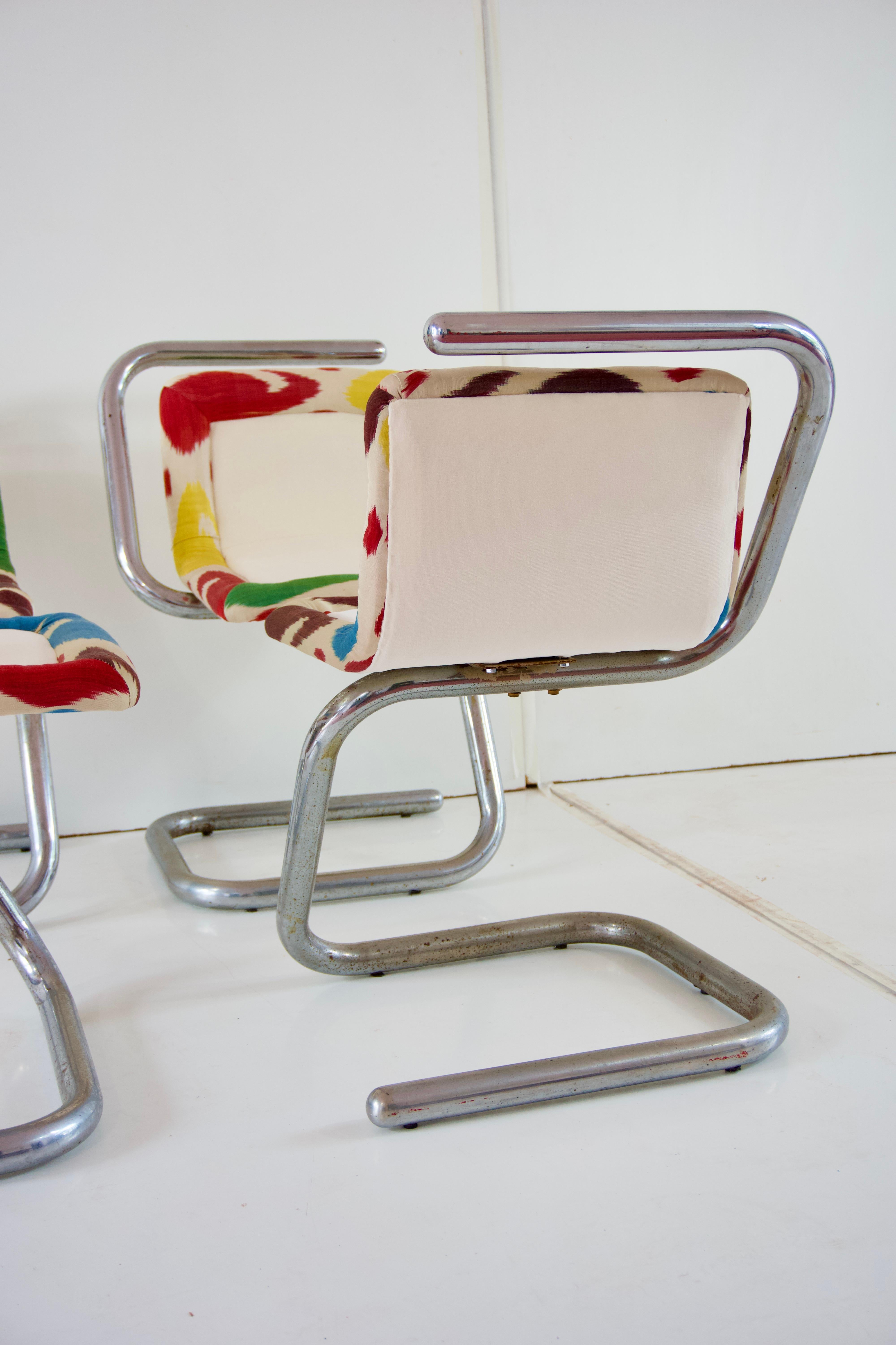 Set of Four Tubular Chrome Chairs, Velvet and Ikat, 1970 For Sale 1