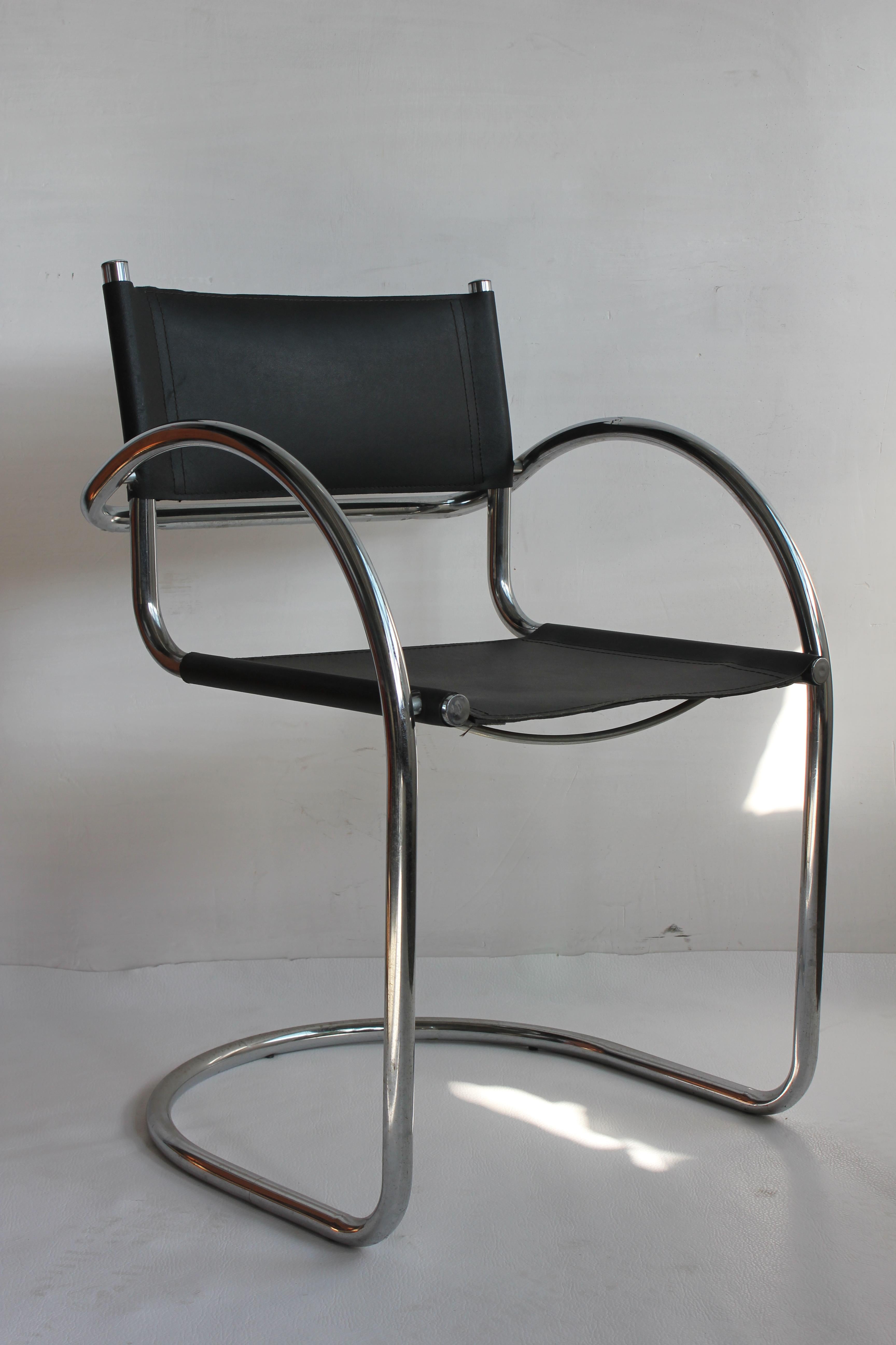 Set of Four Tubular Steel and Leather Dining Chairs by Matteo Grassi, Bauhaus For Sale 6