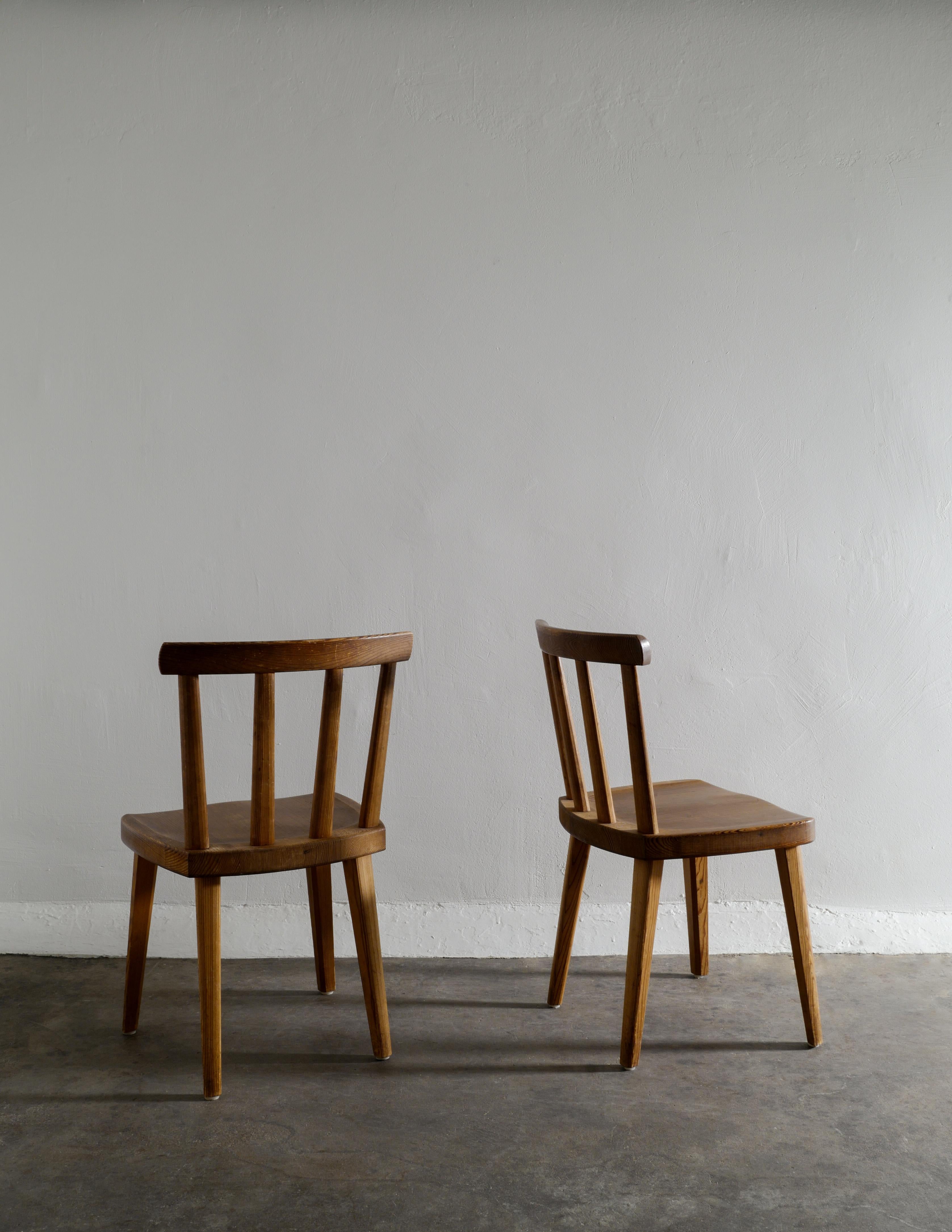 Scandinavian Modern Set of Four Utö Chairs in Pine by Axel Einar Hjorth for Nordiska Kompaniet 1930s