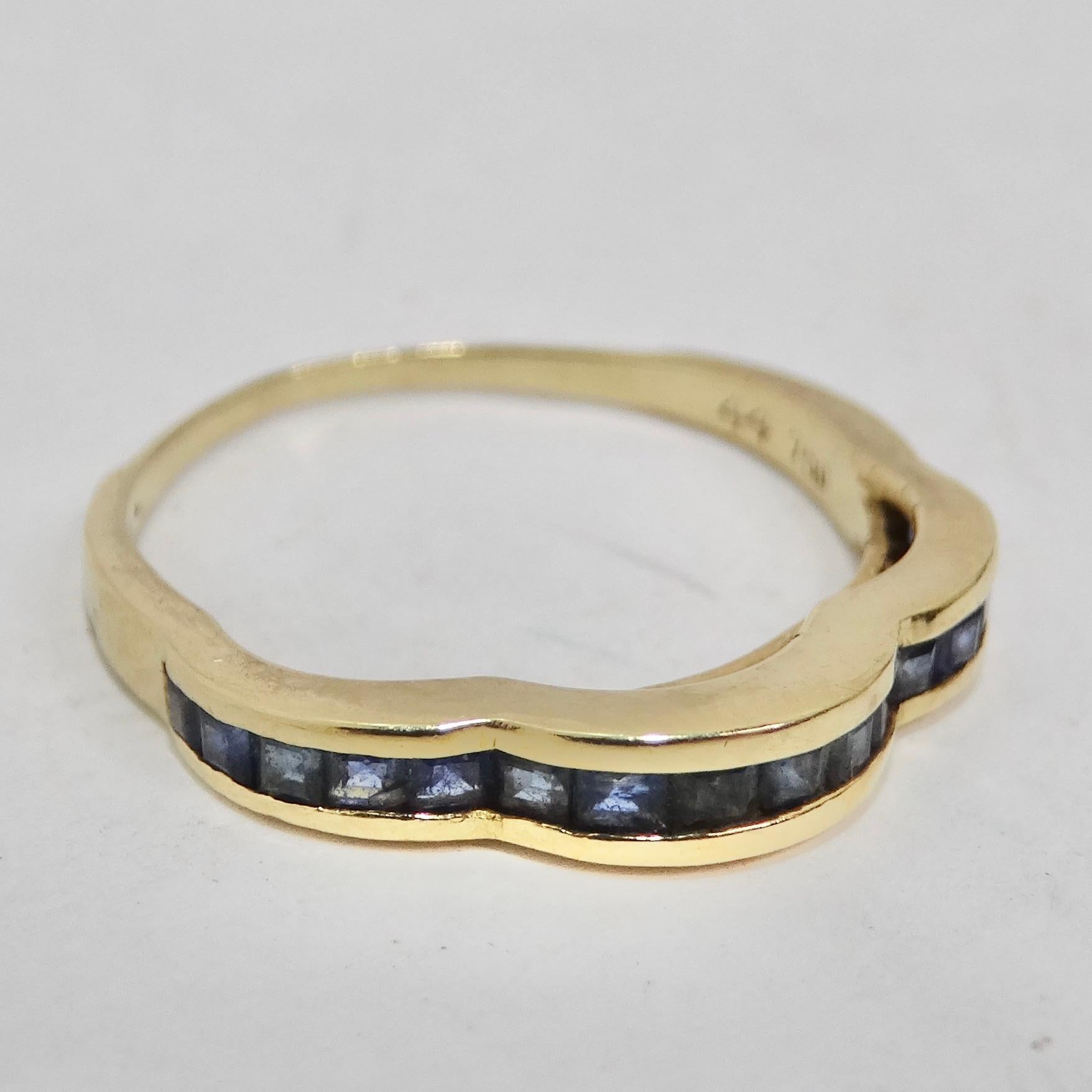 Van Cleef Inspired Set of Four Diamond, Ruby, Emerald, Sapphire 18K Gold Rings (bague en or 18 carats) en vente 6