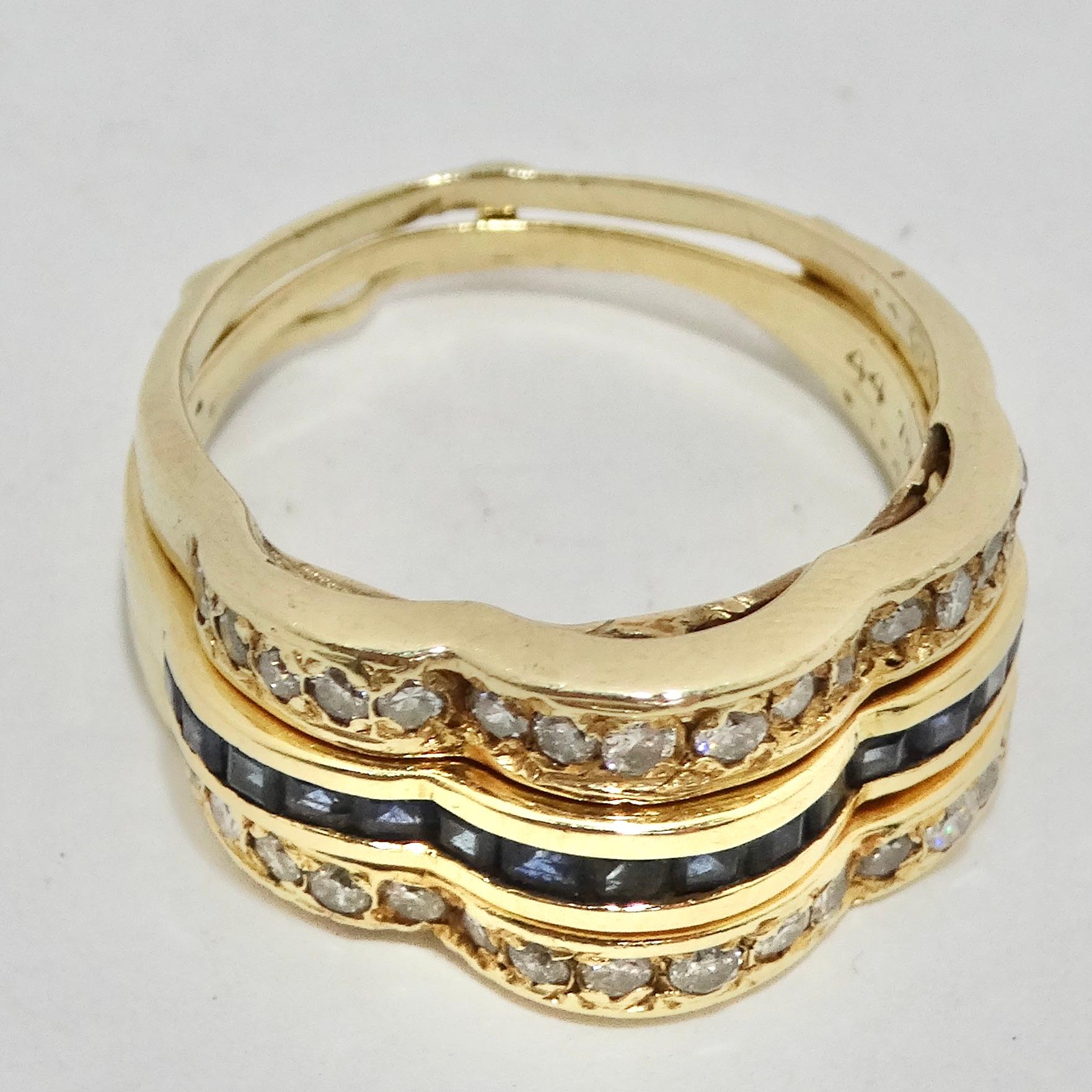 Taille ronde Van Cleef Inspired Set of Four Diamond, Ruby, Emerald, Sapphire 18K Gold Rings (bague en or 18 carats) en vente