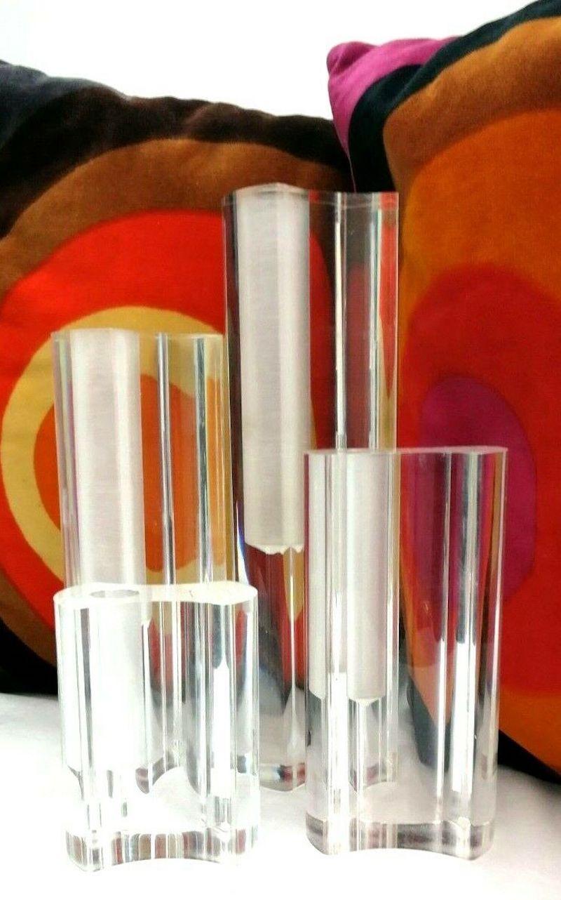 Complete set of four methacrylate soliflore vessels, production guzzini 70 on luigi massoni design

Published in 