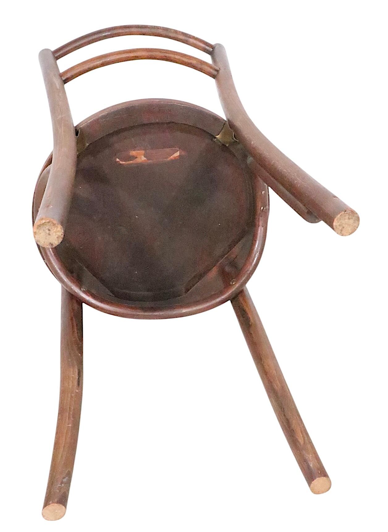 Satz von vier Wiener Secessionisten Bugholz Cafe Bistro Esszimmerstühle von J J Kohn im Angebot 4