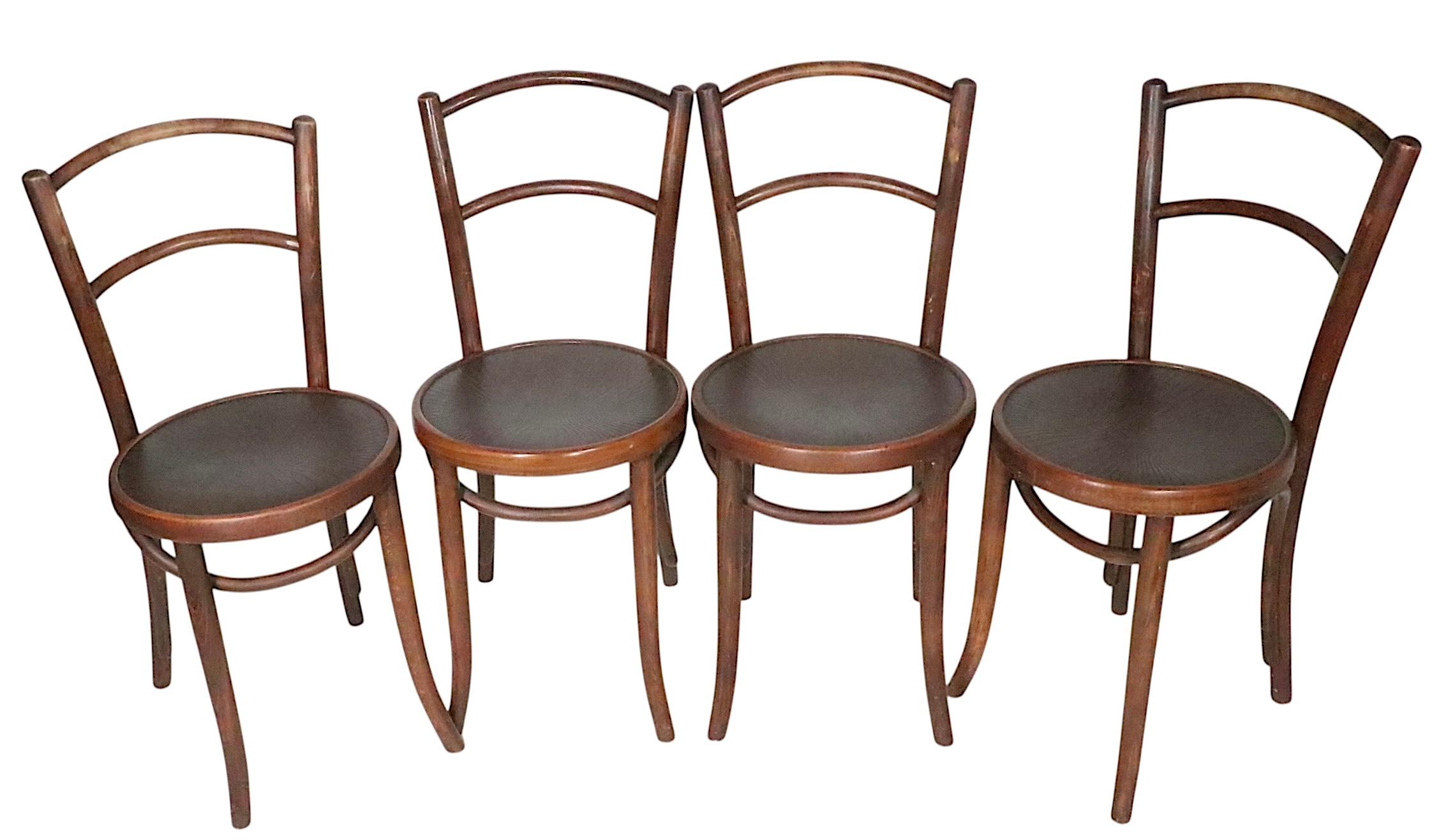 Satz von vier Wiener Secessionisten Bugholz Cafe Bistro Esszimmerstühle von J J Kohn im Angebot 6