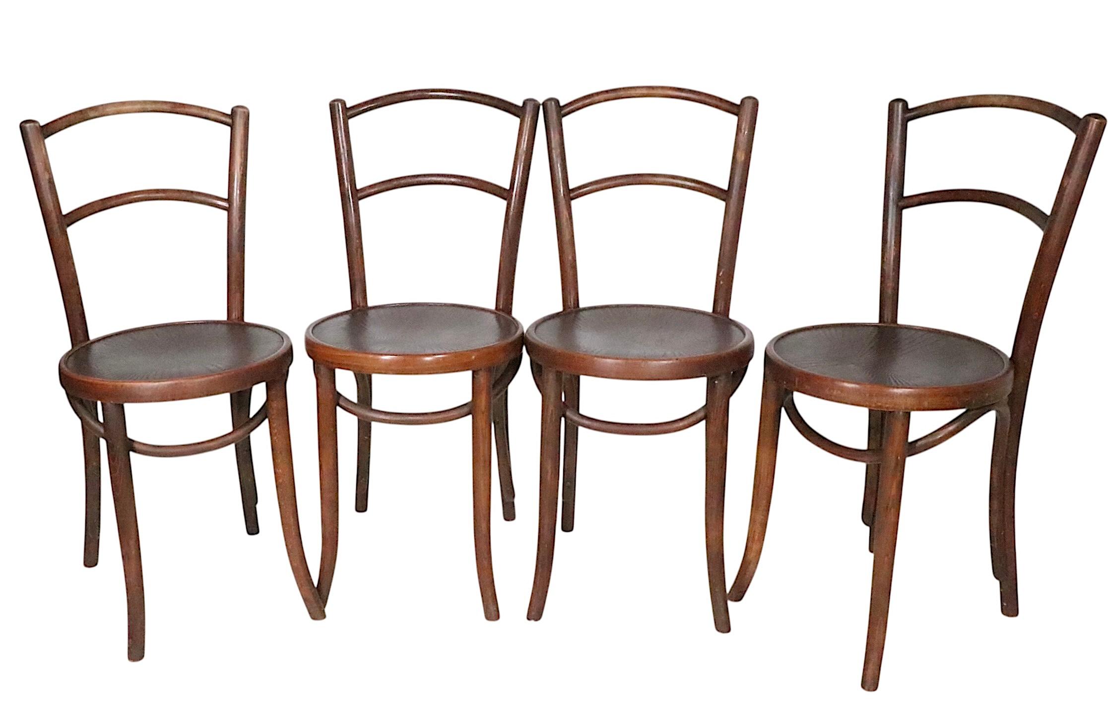 Satz von vier Wiener Secessionisten Bugholz Cafe Bistro Esszimmerstühle von J J Kohn im Angebot 7
