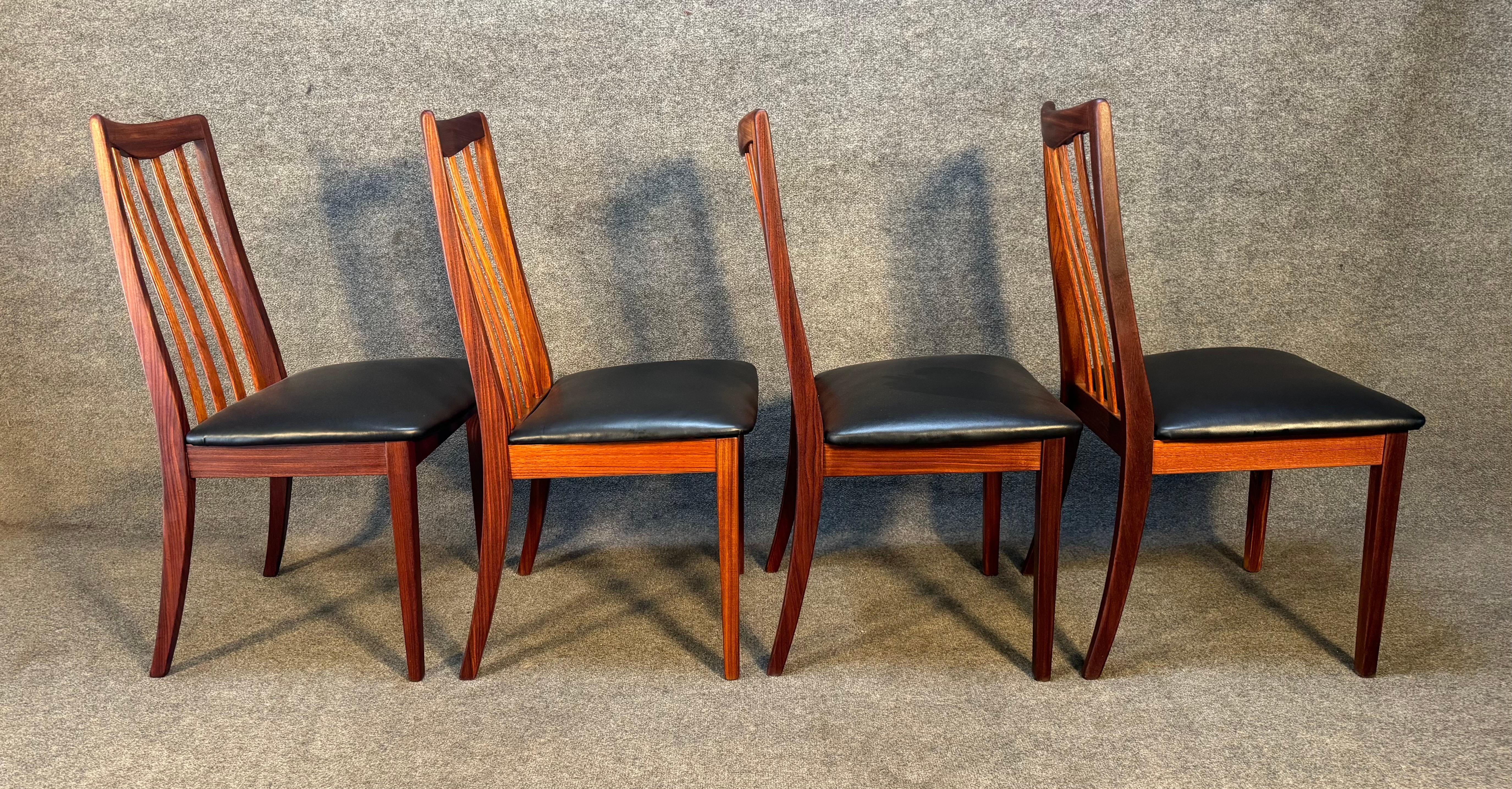 Satz von vier britischen Vintage-Esszimmerstühlen aus Teakholz von G Plan, Mid-Century Modern (Holzarbeit) im Angebot