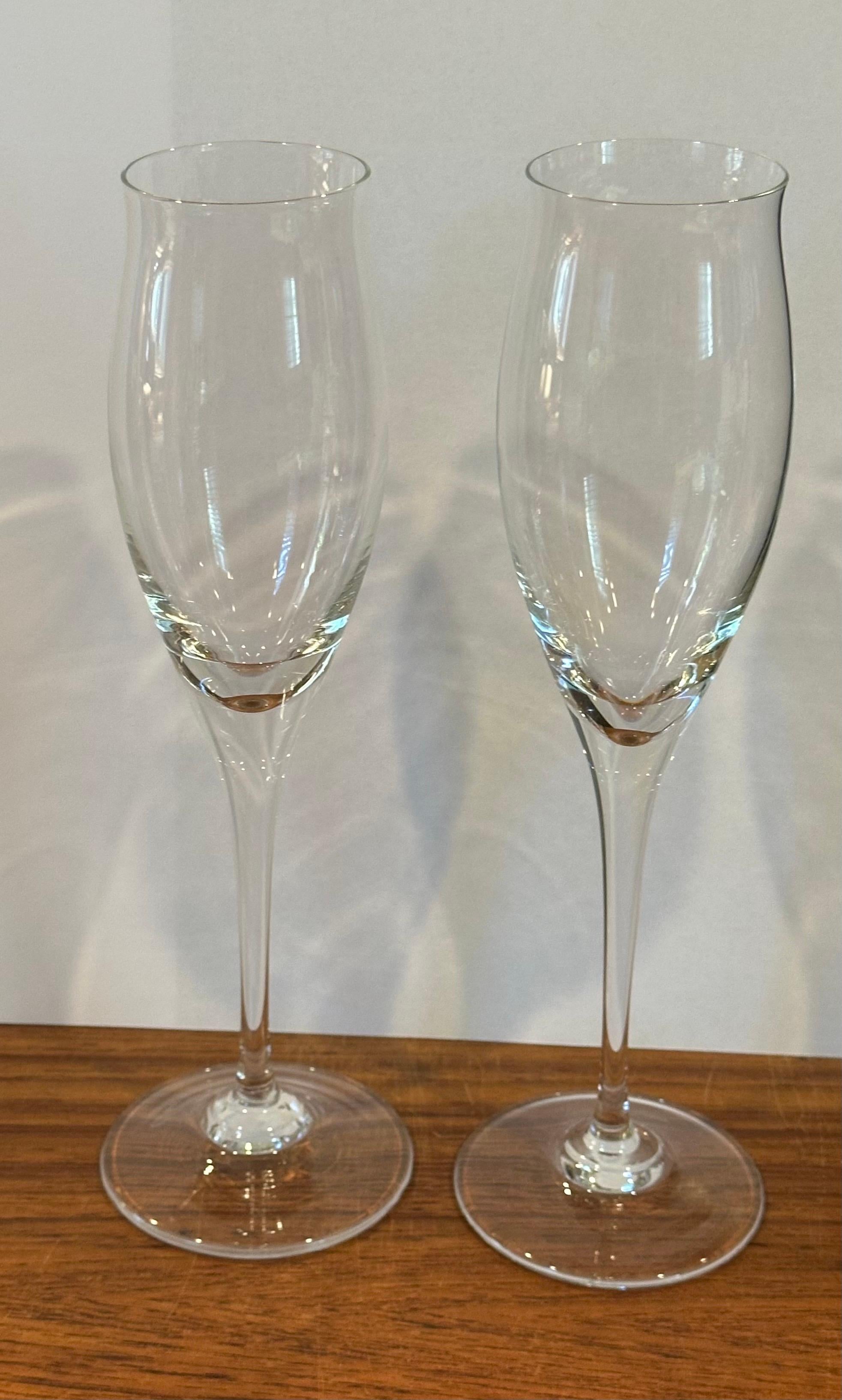 Set of Four Vintage Crystal Champagne Flutes in Original Red Box by Cartier For Sale 4