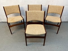 Vierer-Set dänischer Vintage-Esszimmerstühle im Modern-Stil von Erik Buch aus Teakholz, „Modell 89“