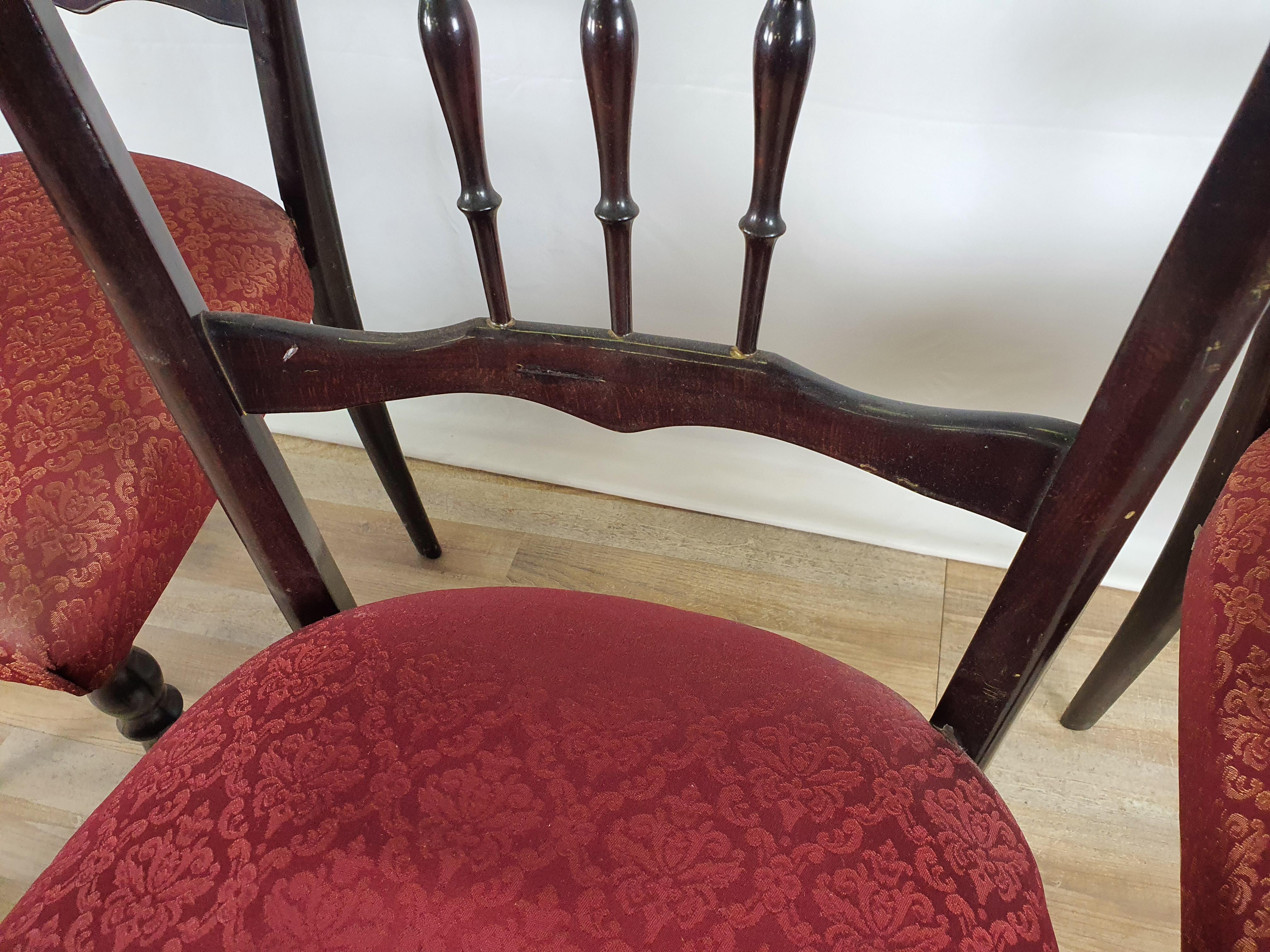 Set of Four Vintage Dining Room Chairs In Good Condition For Sale In Premariacco, IT