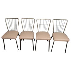 Ensemble de quatre chaises de salle à manger vintage