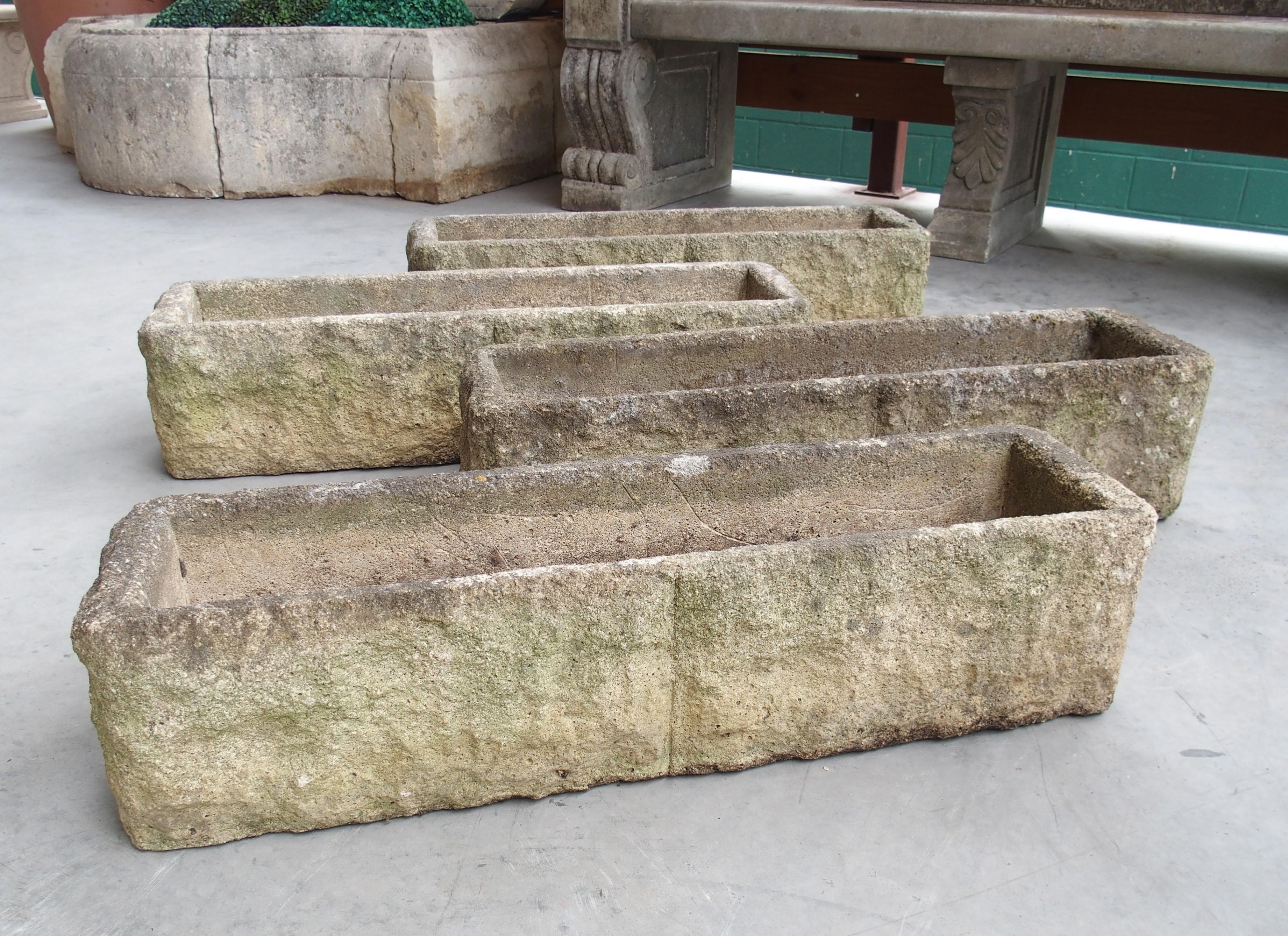 Ensemble de quatre jardinières de jardin vintage françaises en pierre artificielle en vente 11