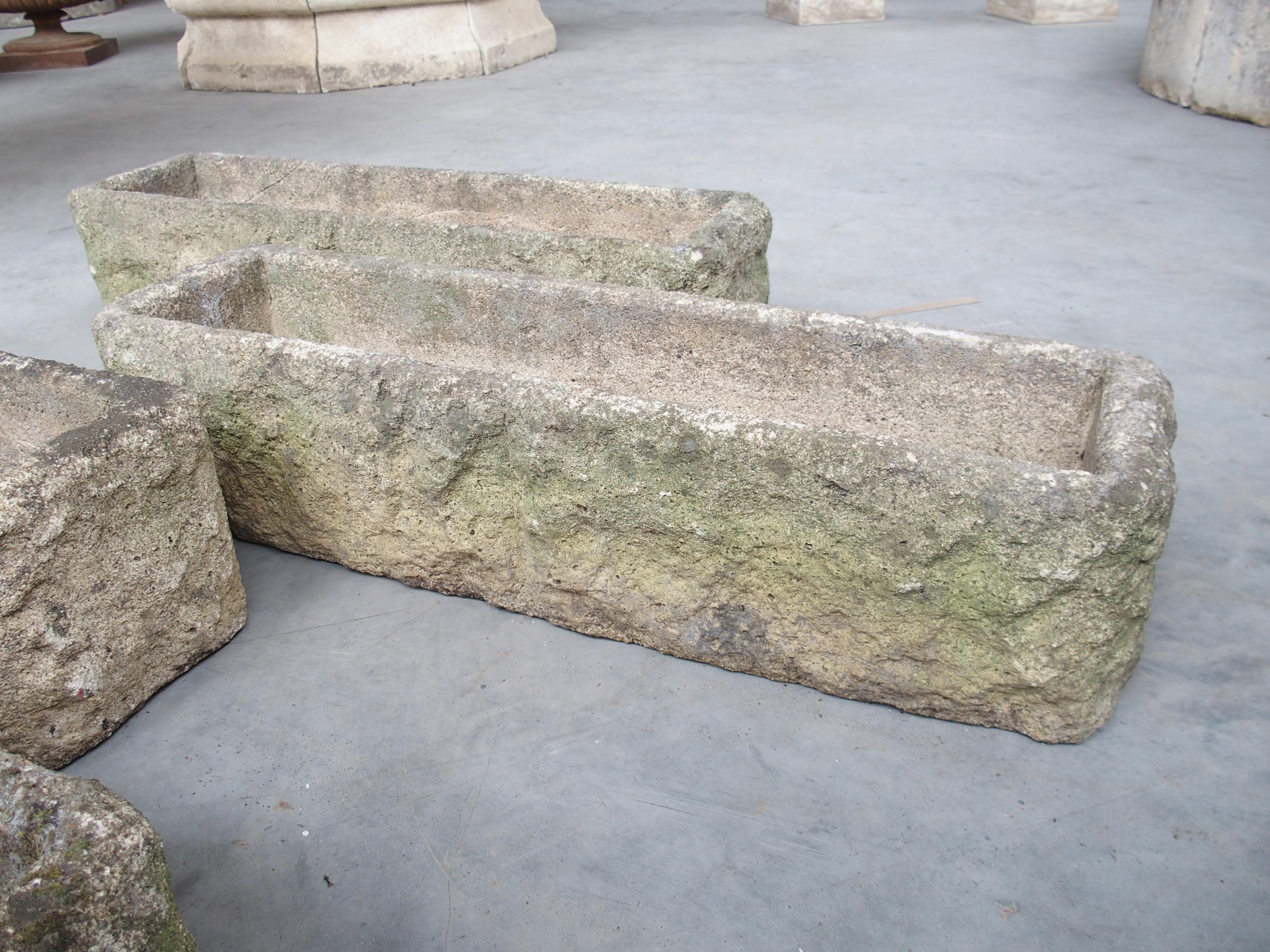 Ensemble de quatre jardinières de jardin vintage françaises en pierre artificielle en vente 1