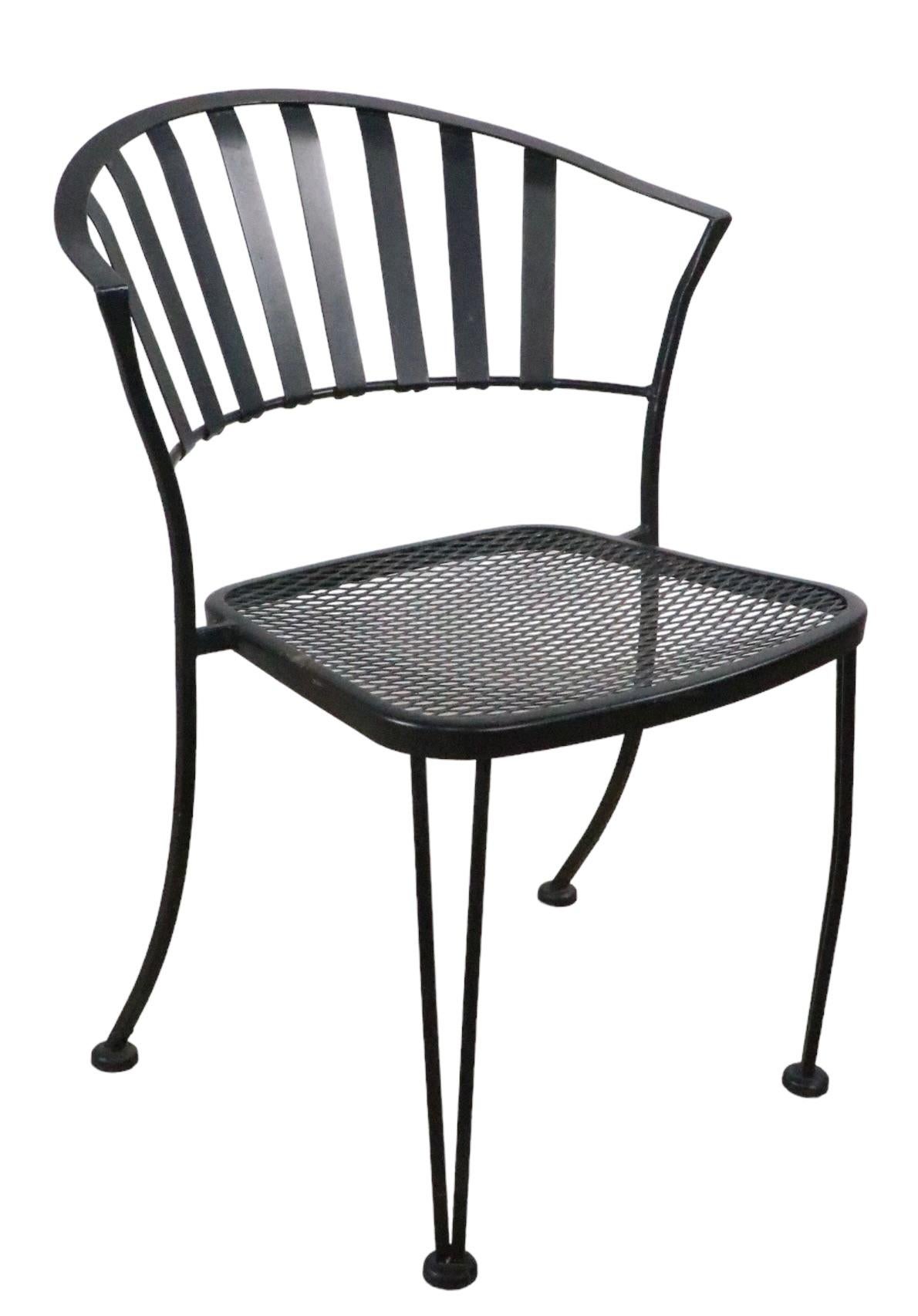 Set of Four Vintage Garden Patio Poolside Metal Strap Dining Chairs For Sale 5