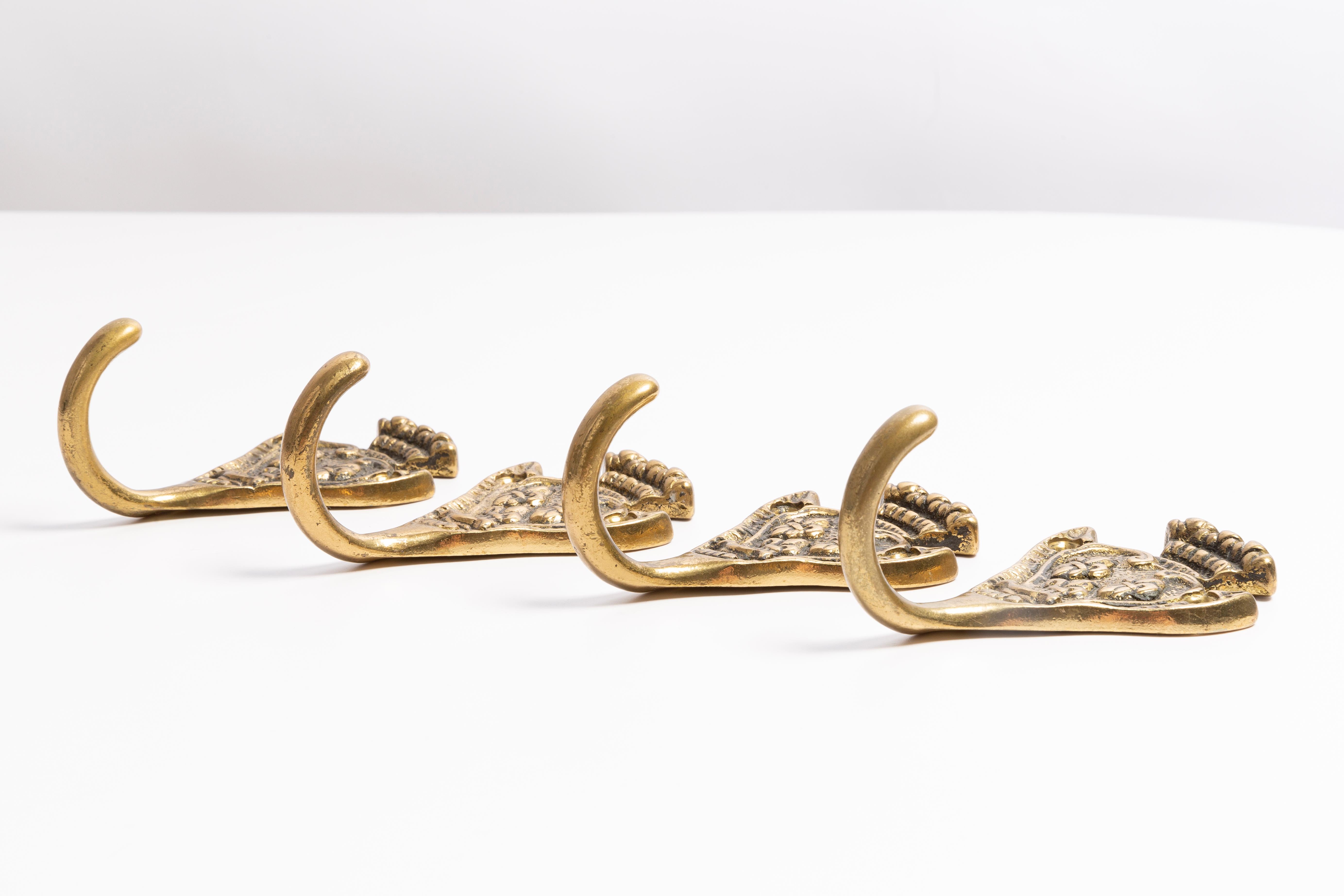 Set of Four Vintage Gold Decorative Wall Hangers, Europe, 1960s For Sale 2