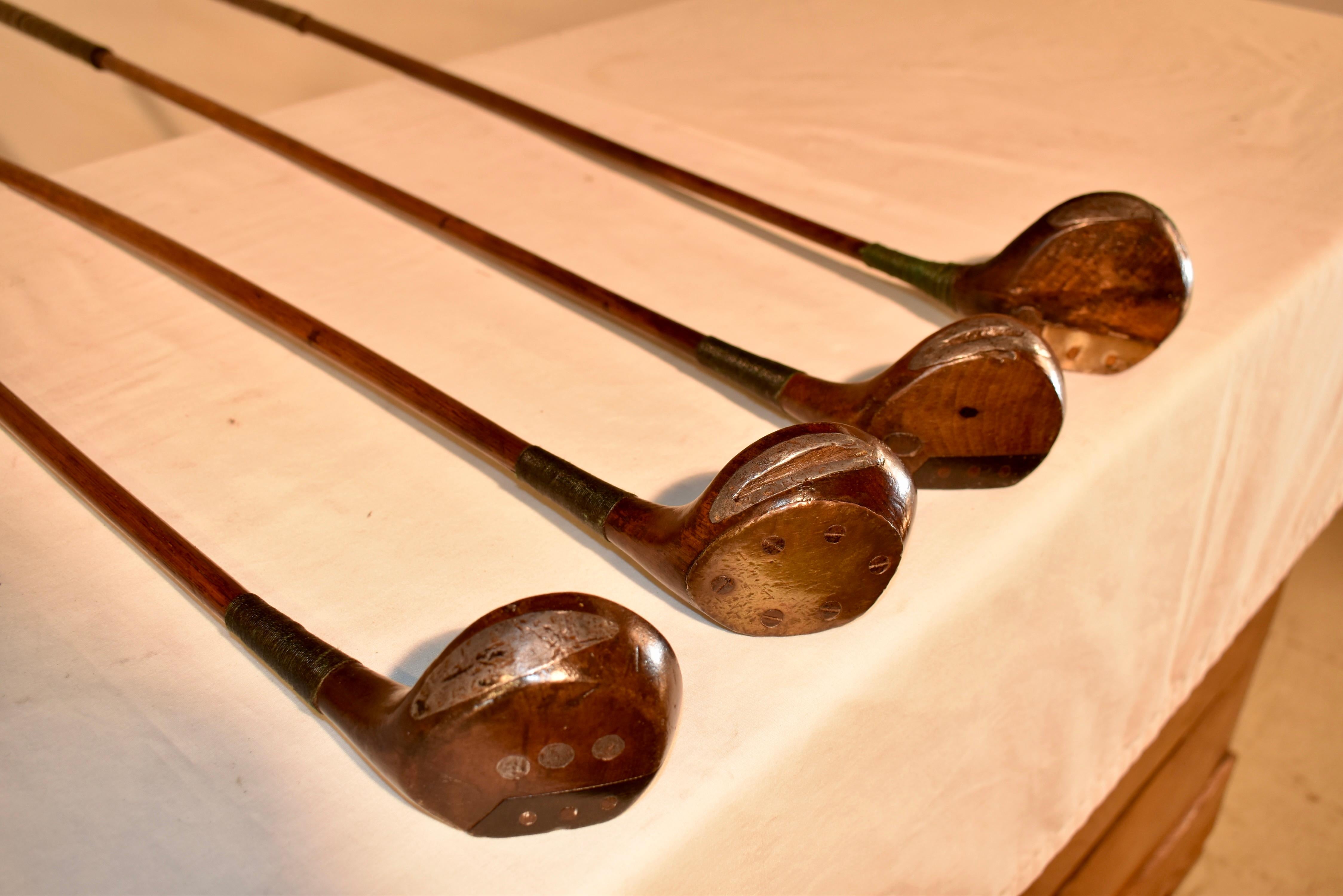 Juego de cuatro palos de golf vintage, circa 1930-1940 en venta 2