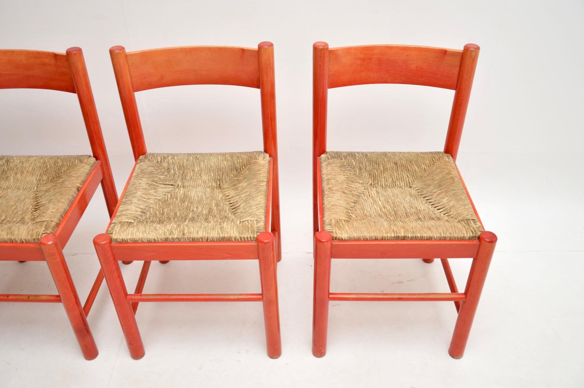 Set of Four Vintage Italian Carimate Style Dining Chairs In Good Condition In London, GB