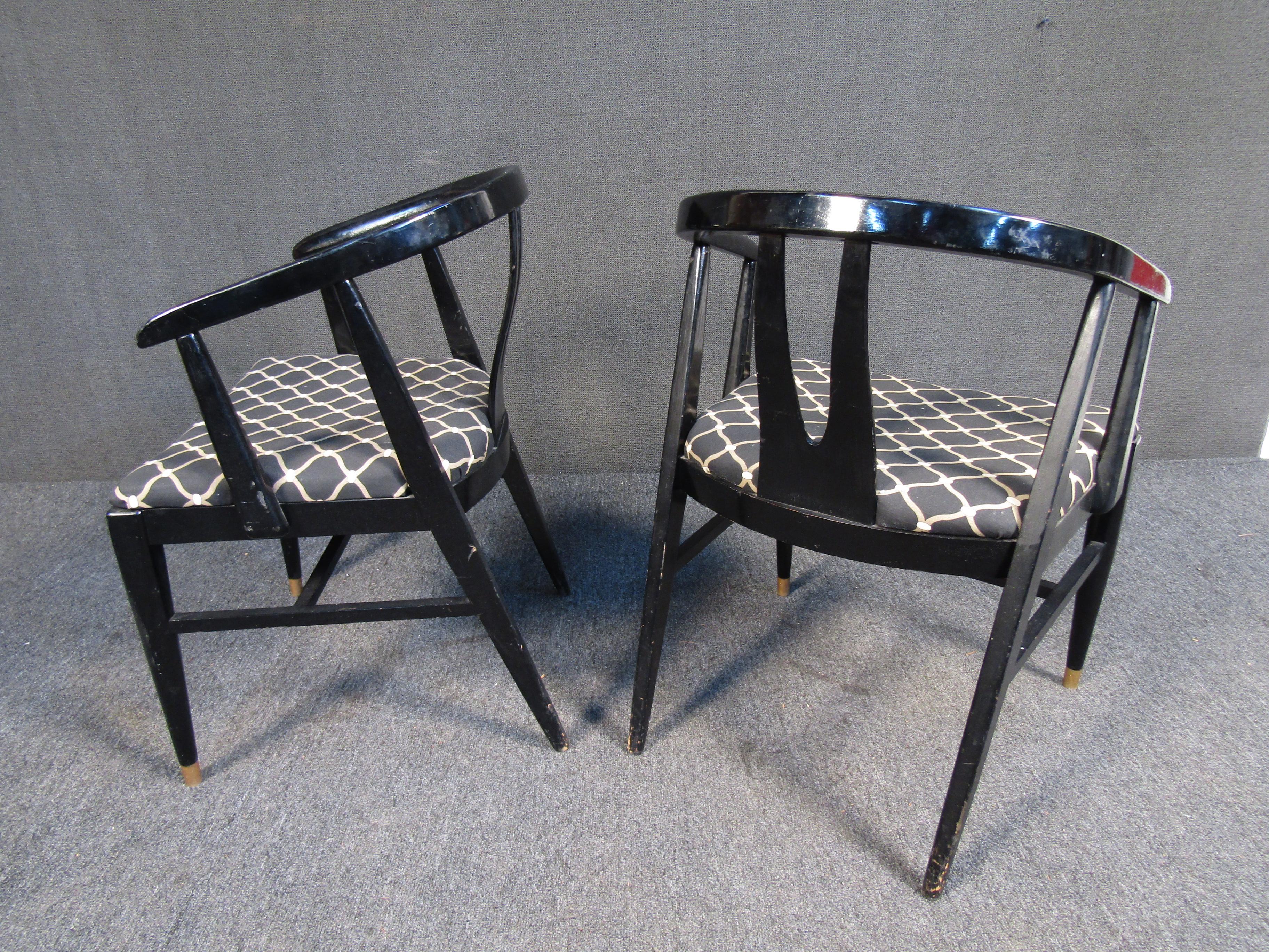 Mid-Century Modern Set of Four Vintage Italian Chairs For Sale