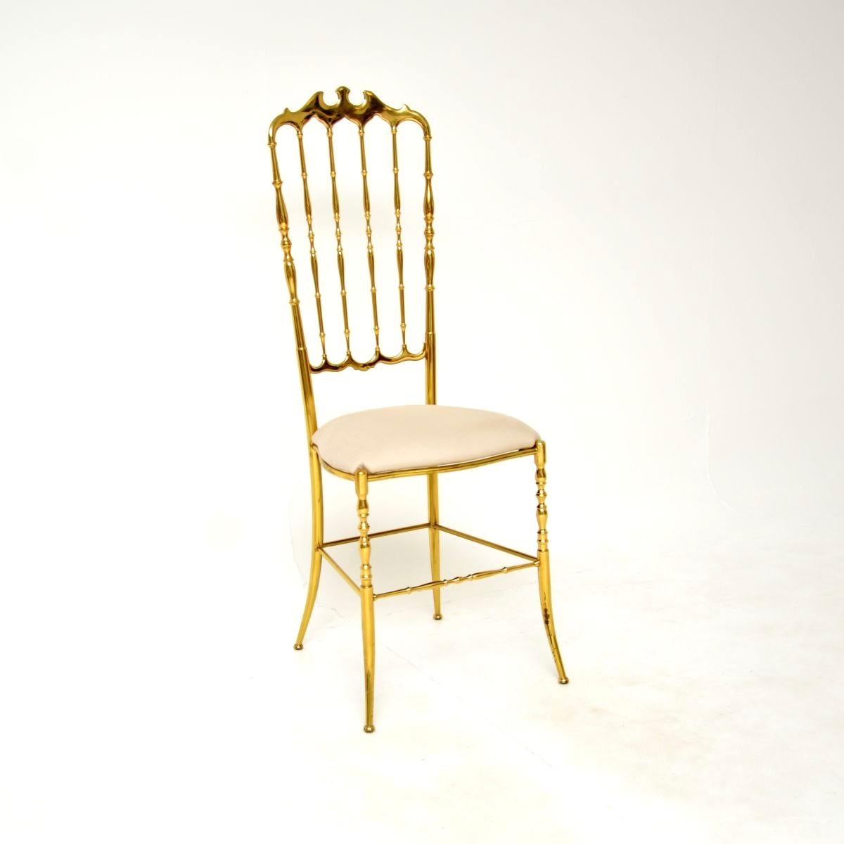 Set di quattro sedie da pranzo Chiavari d'epoca in ottone massiccio In condizioni buone in vendita a London, GB