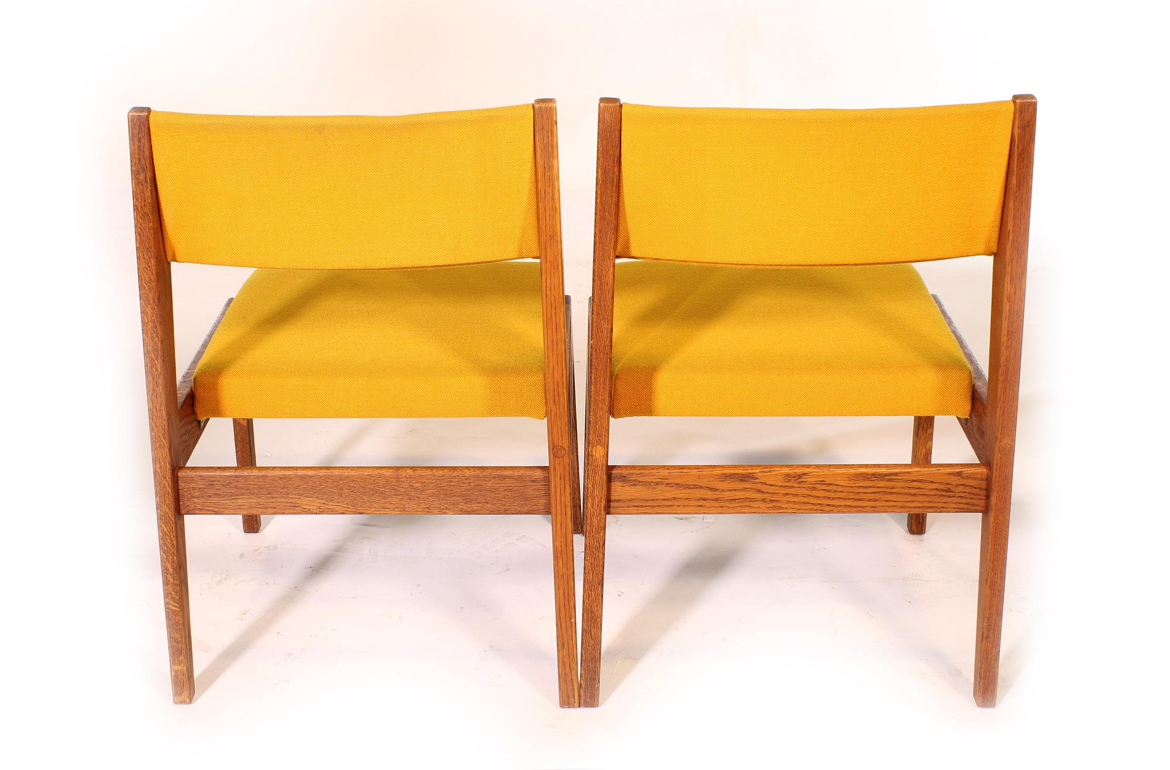 Set of Four Vintage Jens Risom Side Chairs 7