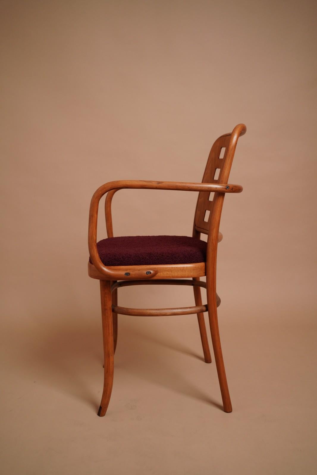 Milieu du XXe siècle Ensemble de quatre chaises vintage Josef Hoffmann Prague 811 fabriquées par STOL Kamnik, années 1960 en vente