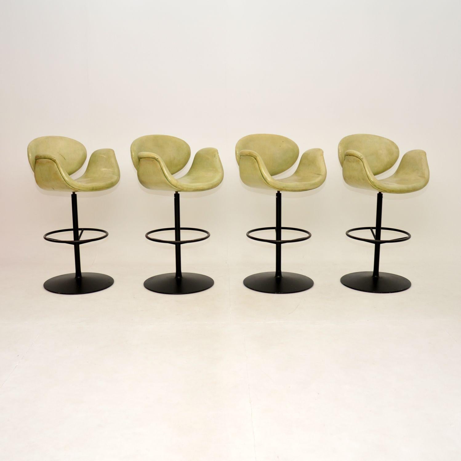 A magnificent set of four vintage leather tulip bar stools by Pierre Paulin. They were originally designed in 1965, this set were made in the Netherlands by Artifort, they date from around the 1970-80’s.

The quality is exceptional, they are