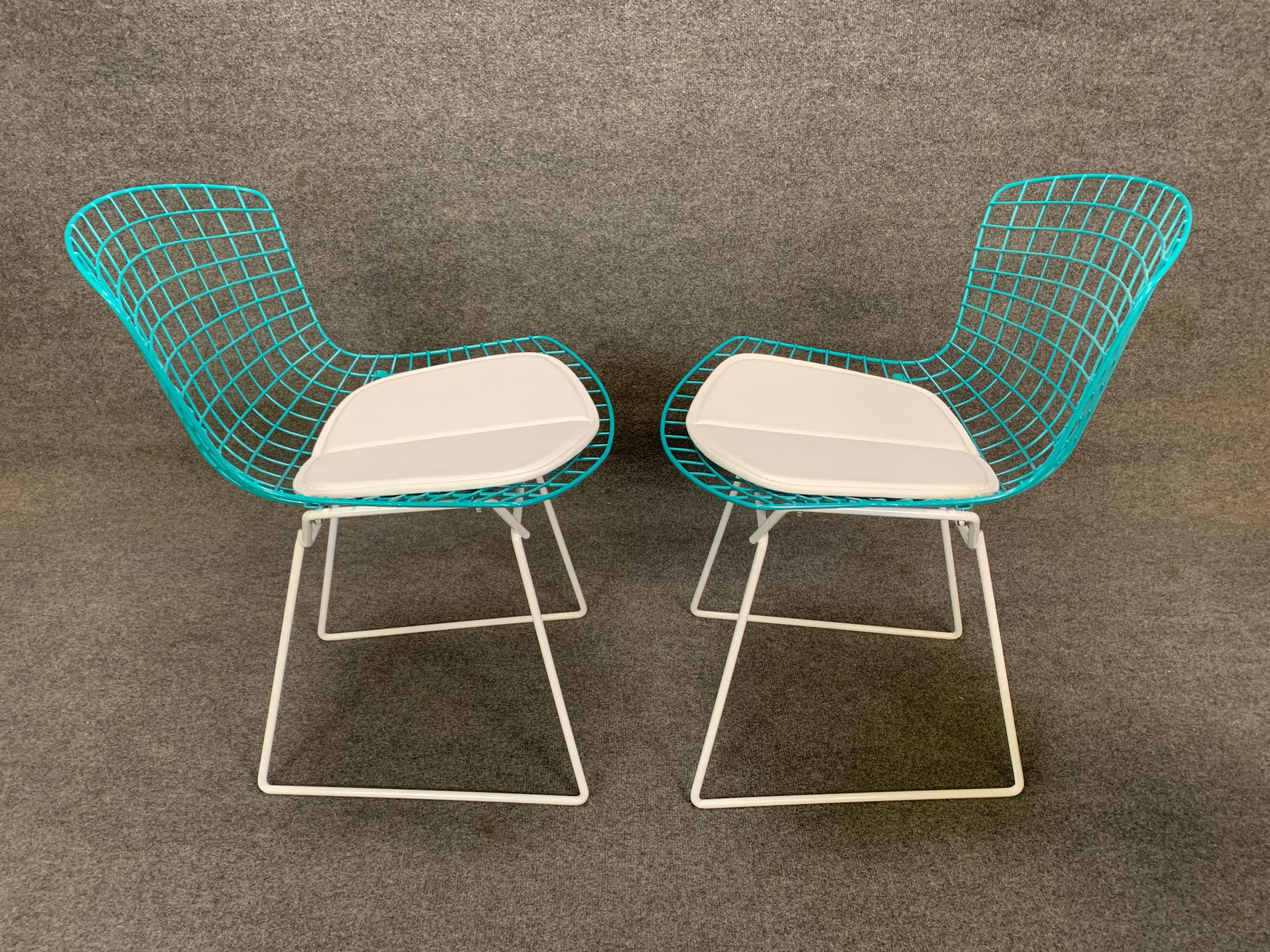 Set of Four Vintage Mid-Century Modern Dining Chairs by Harry Bertoia for Knoll For Sale 1