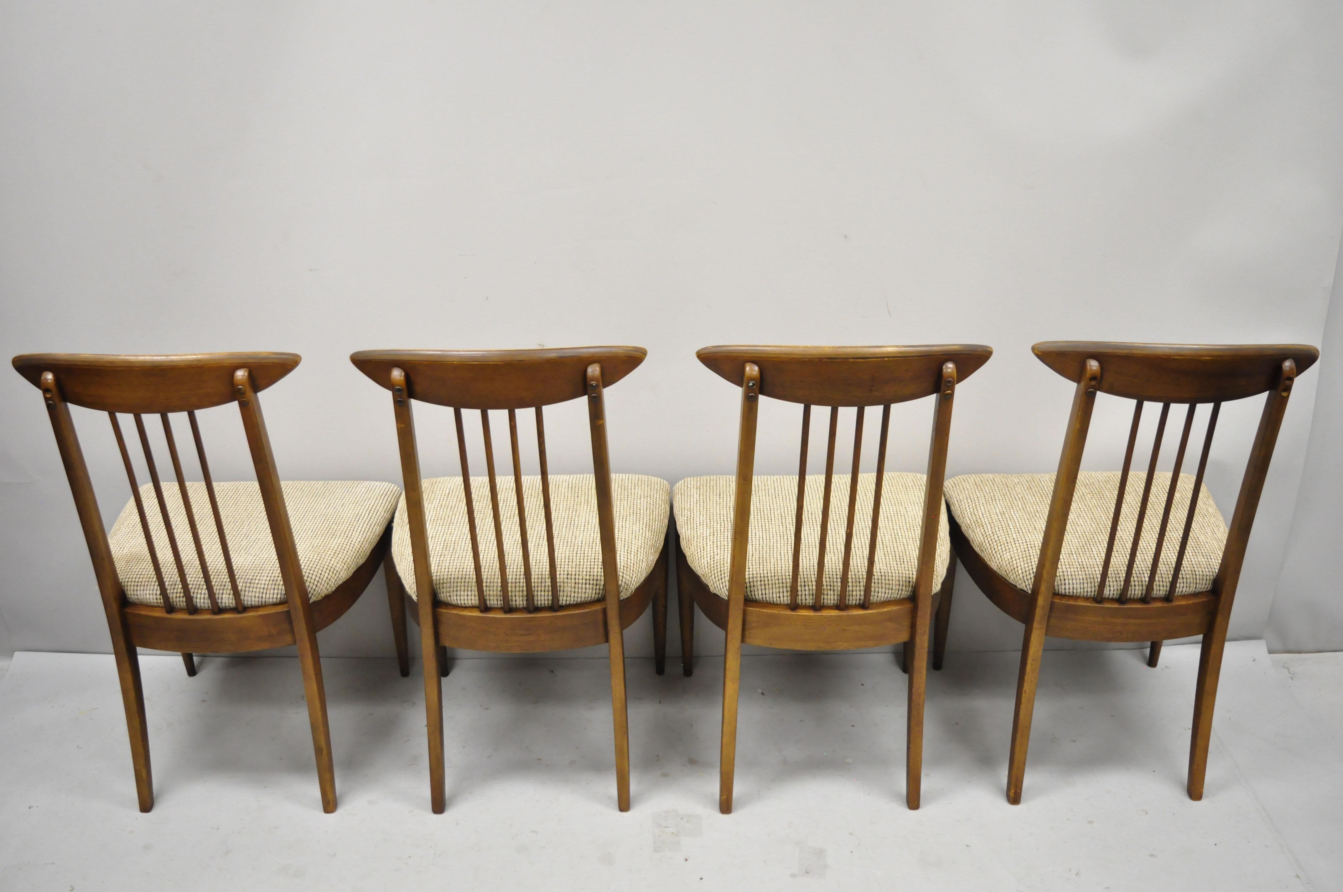 Set of Four Vintage Mid-Century Modern Walnut Spindle Back Dining Chairs 4