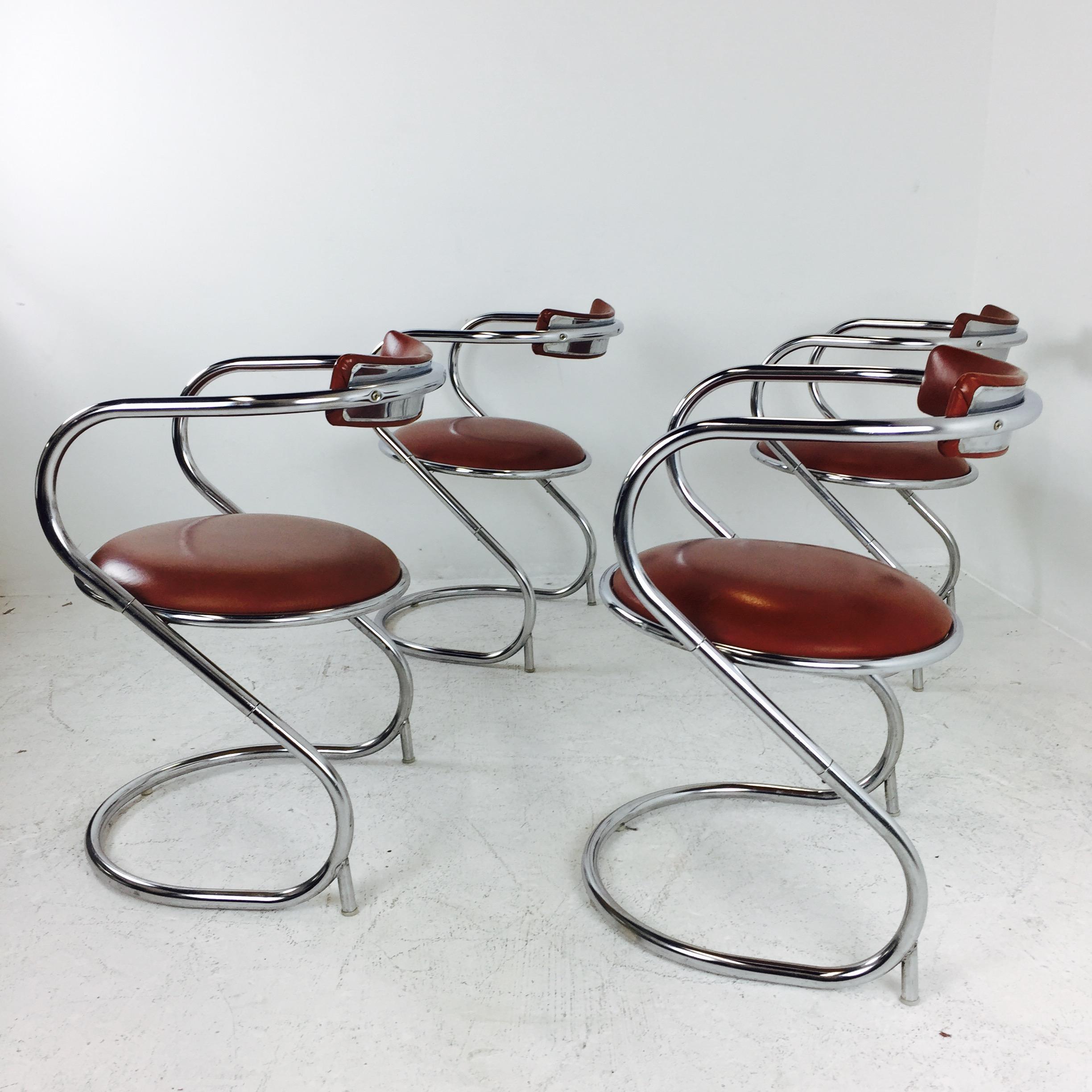 Set of Four Vintage Midcentury Chrome Cantilever Dining Chairs In Good Condition In Dallas, TX